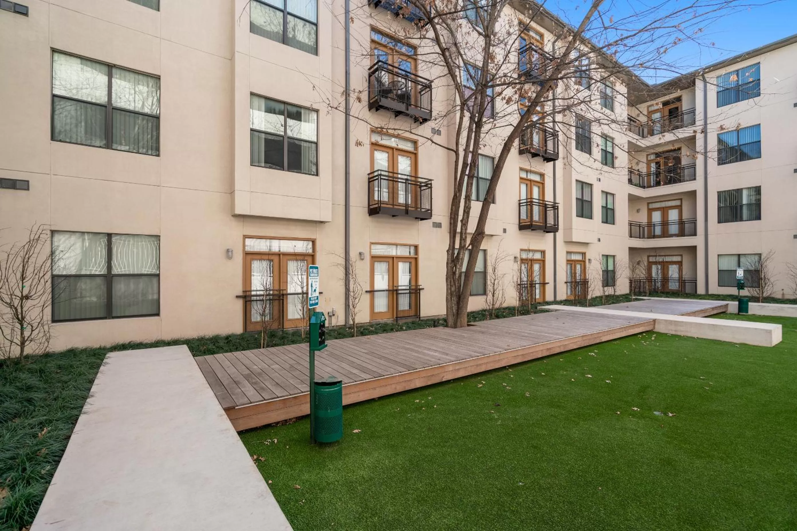 Pets, Property Building in Kasa Legacy Town Center Plano