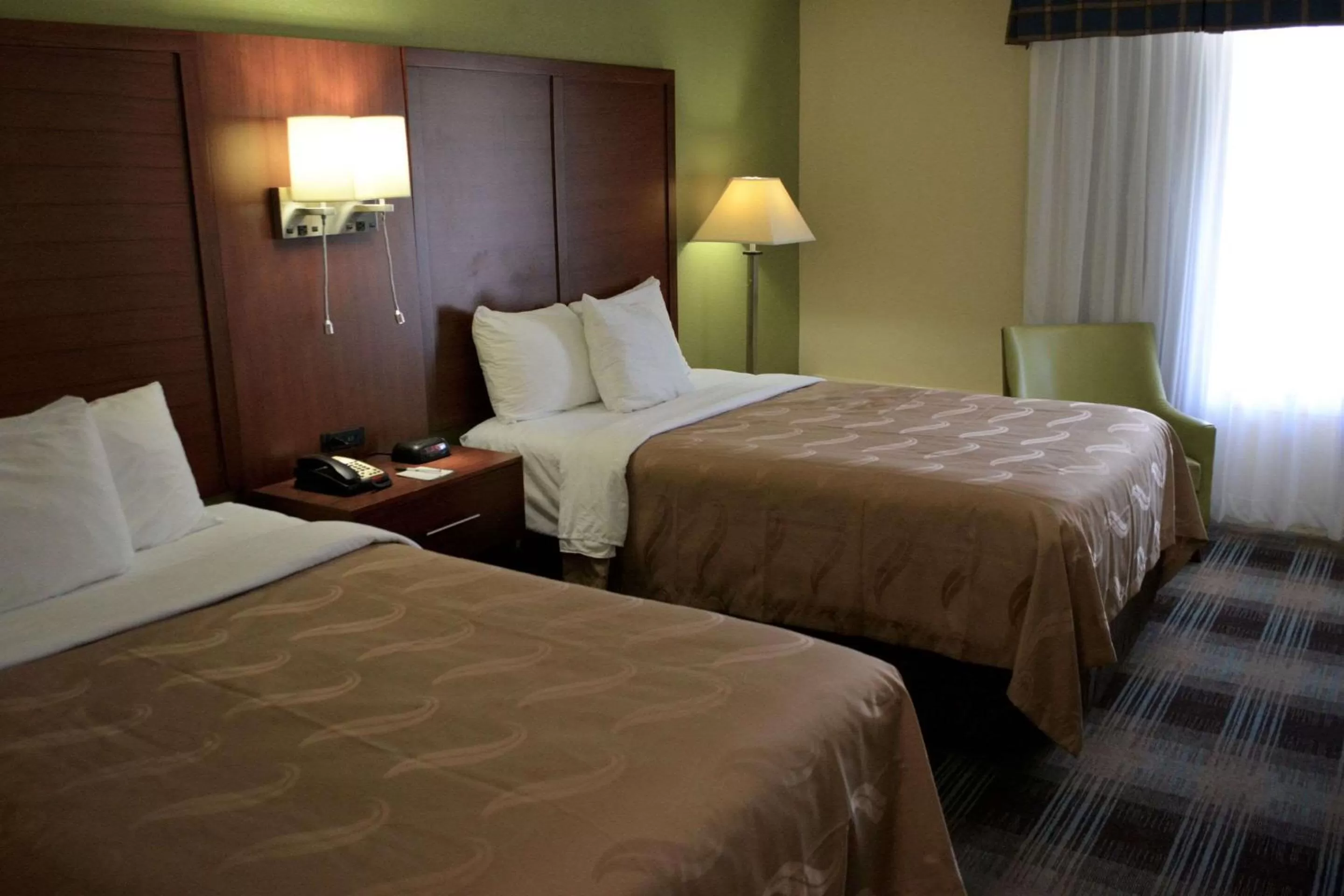 Photo of the whole room, Bed in Quality Inn Savannah Midtown