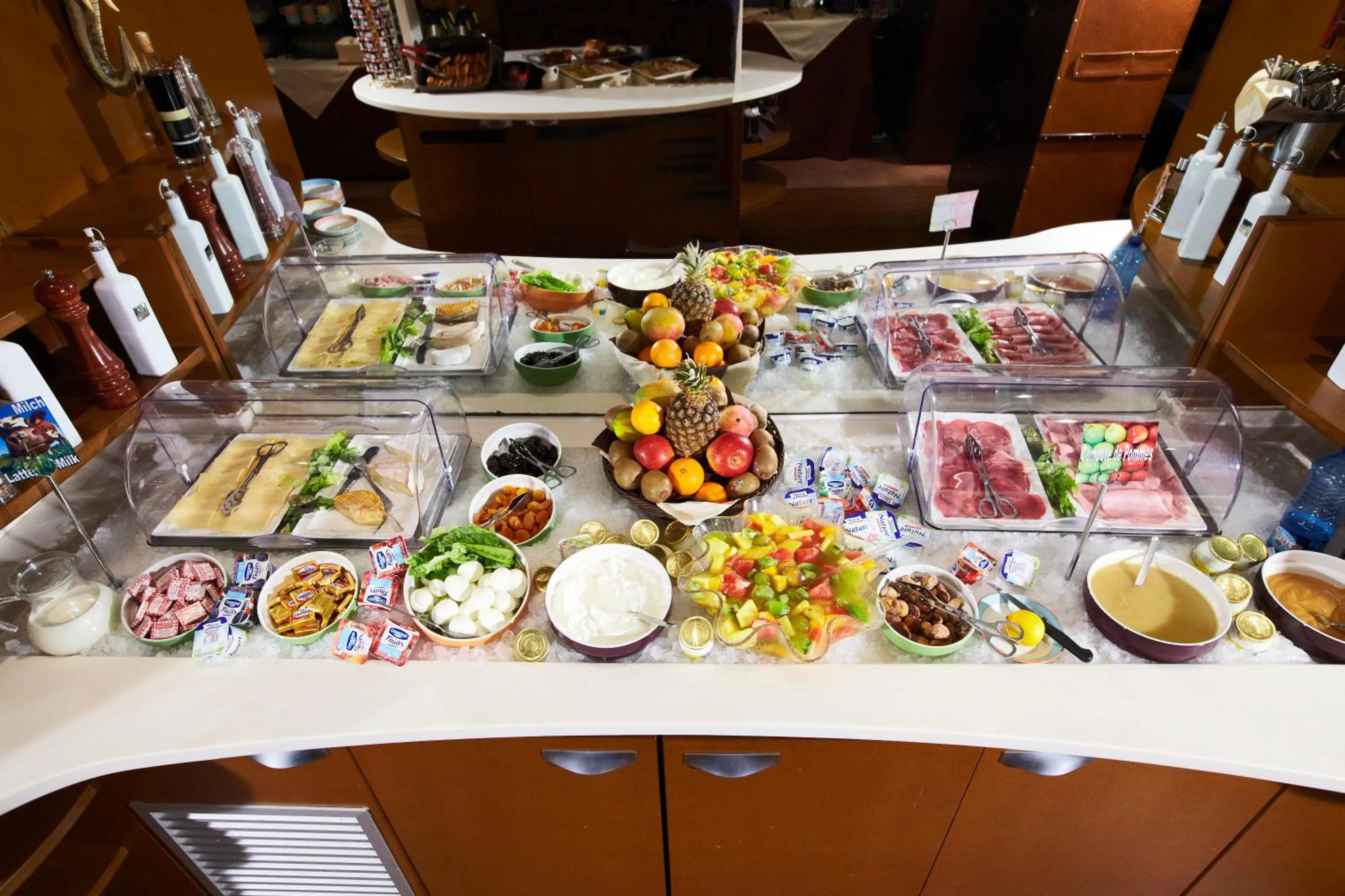 Food and drinks in Kyriad Hotel Nevers Centre