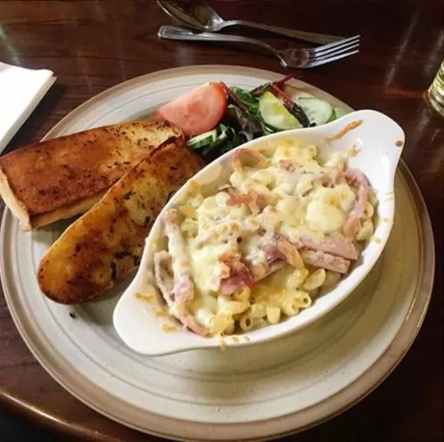 Food and drinks in The Lion Hotel