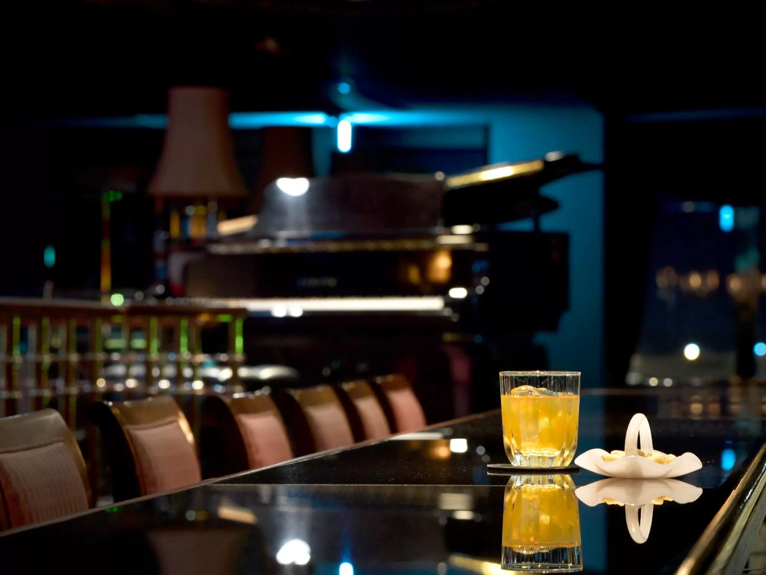 Lounge or bar in Narita Tobu Hotel Airport