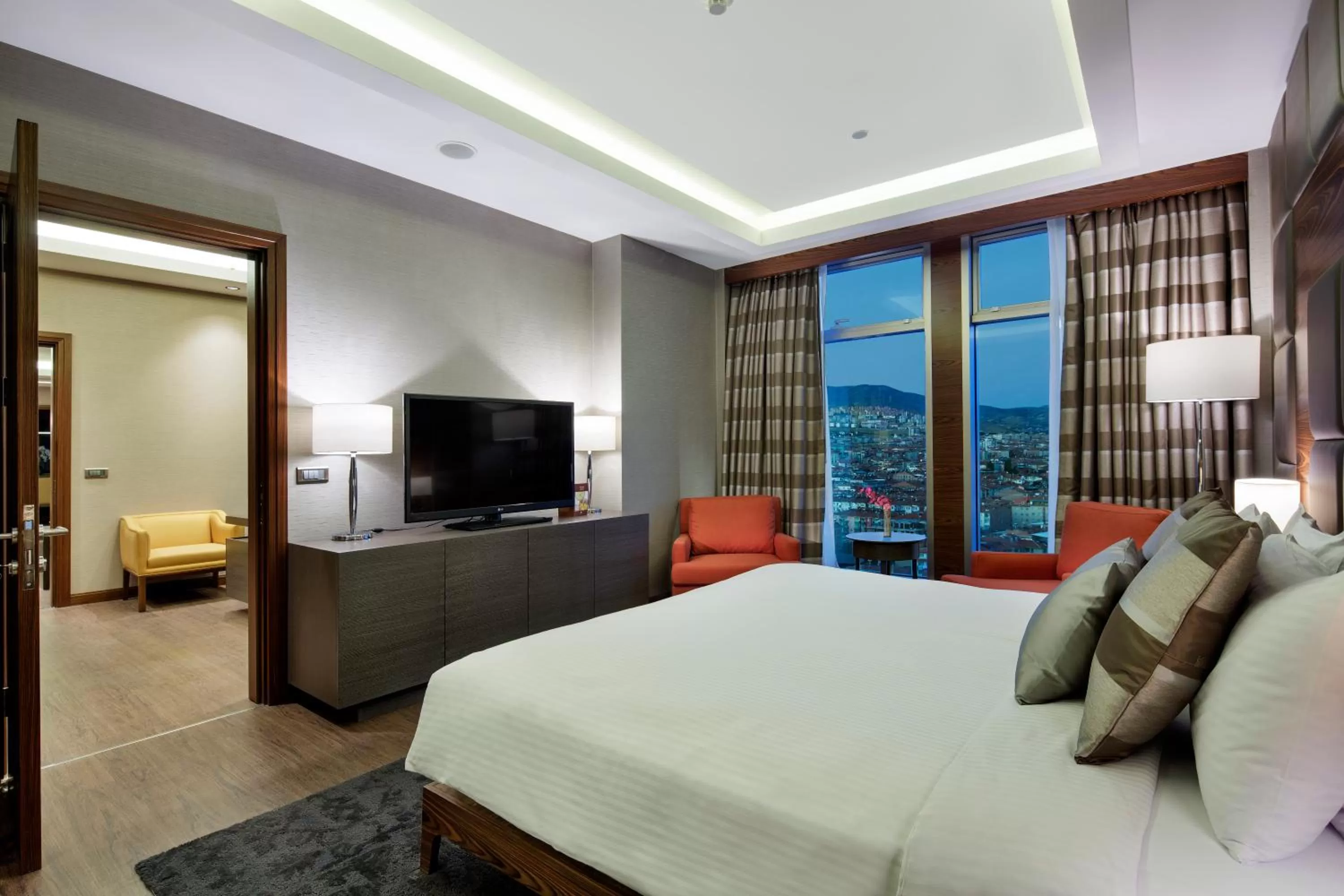Bed in Movenpick Hotel Malatya