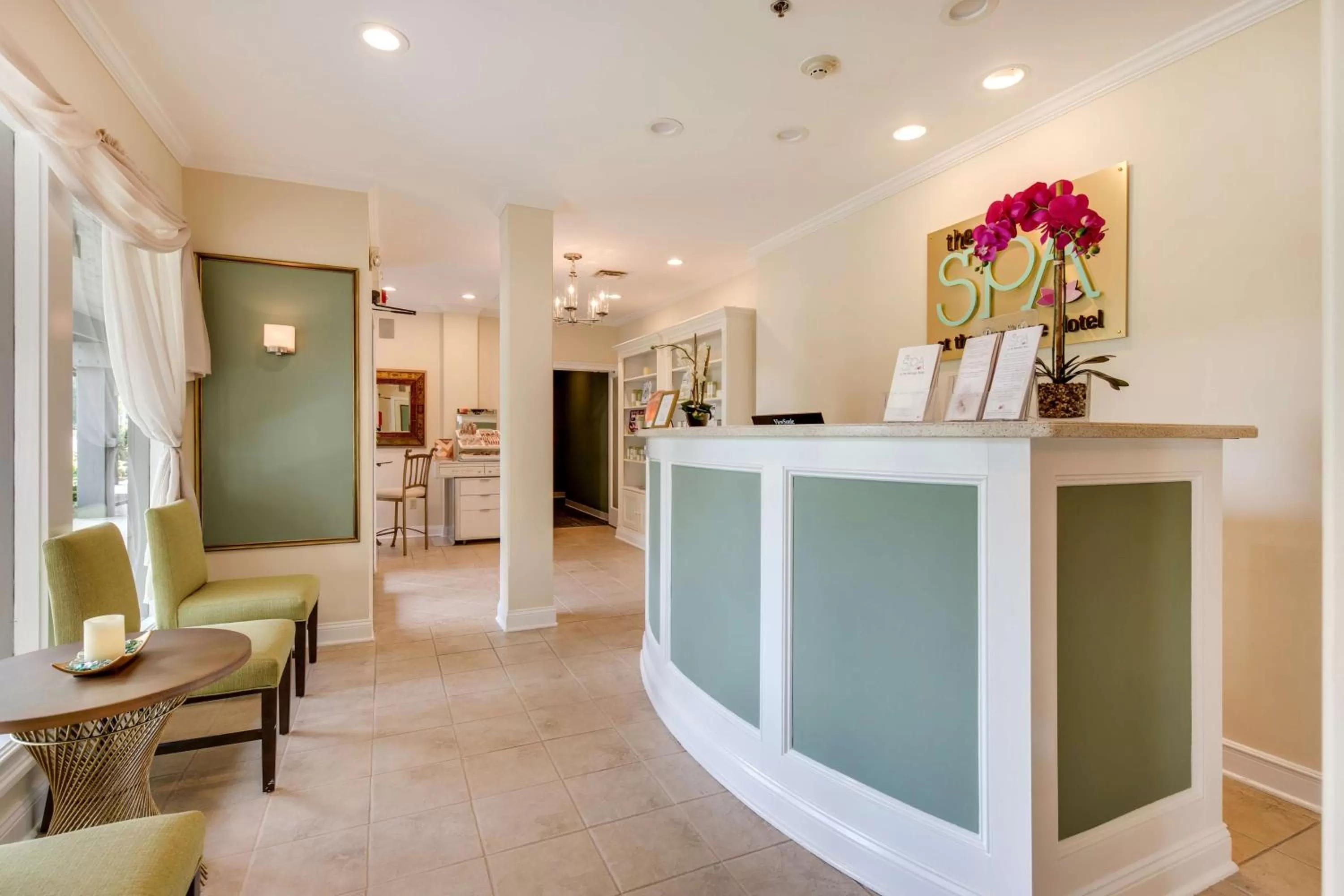 Massage in Heritage Hotel, Golf, Spa & Conference Center