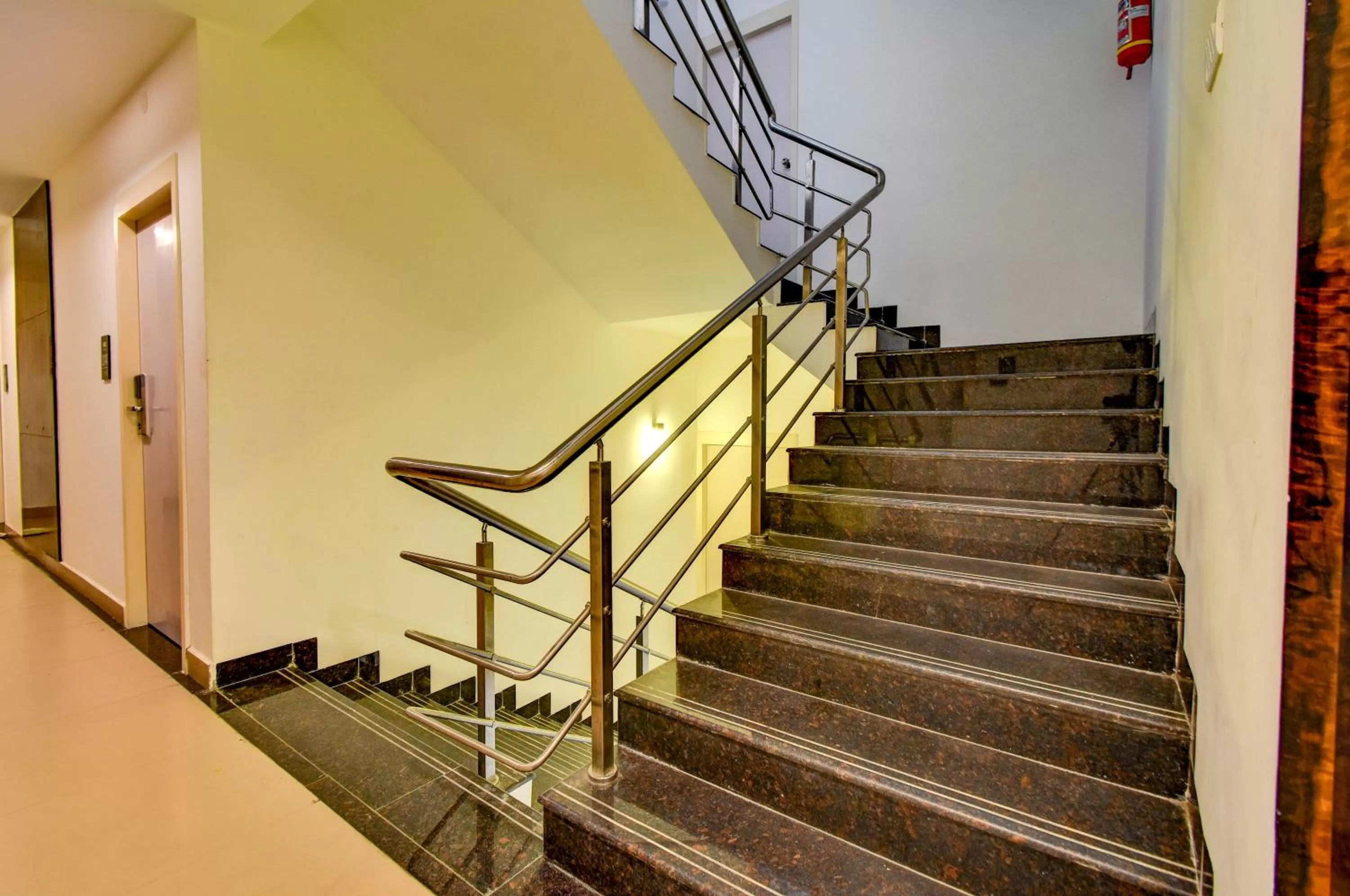 Lobby or reception in FabHotel PAS Residency - Nr Marina Beach