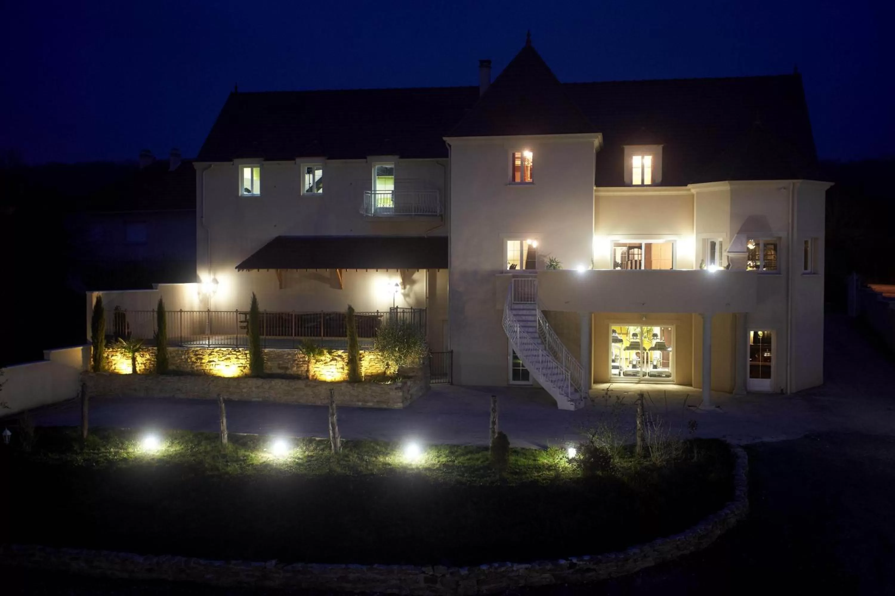 Property Building in Le Domaine des Archies