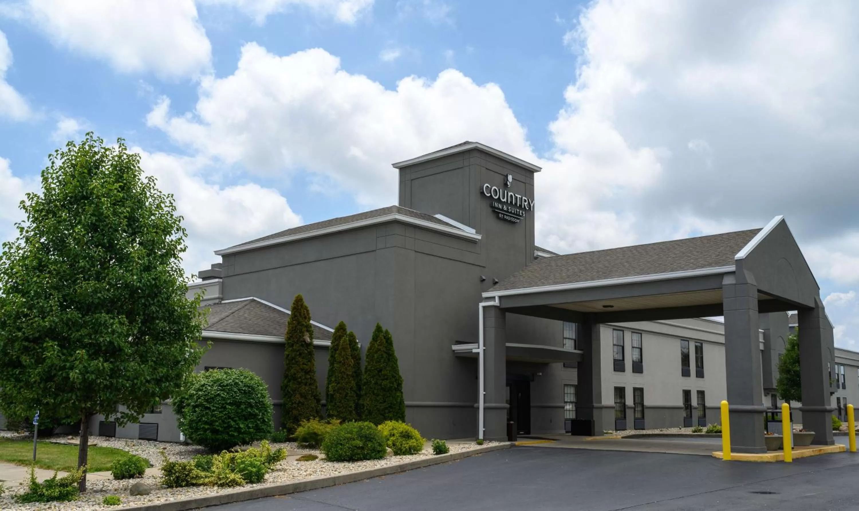 Country Inn & Suites by Radisson, Greenfield, IN