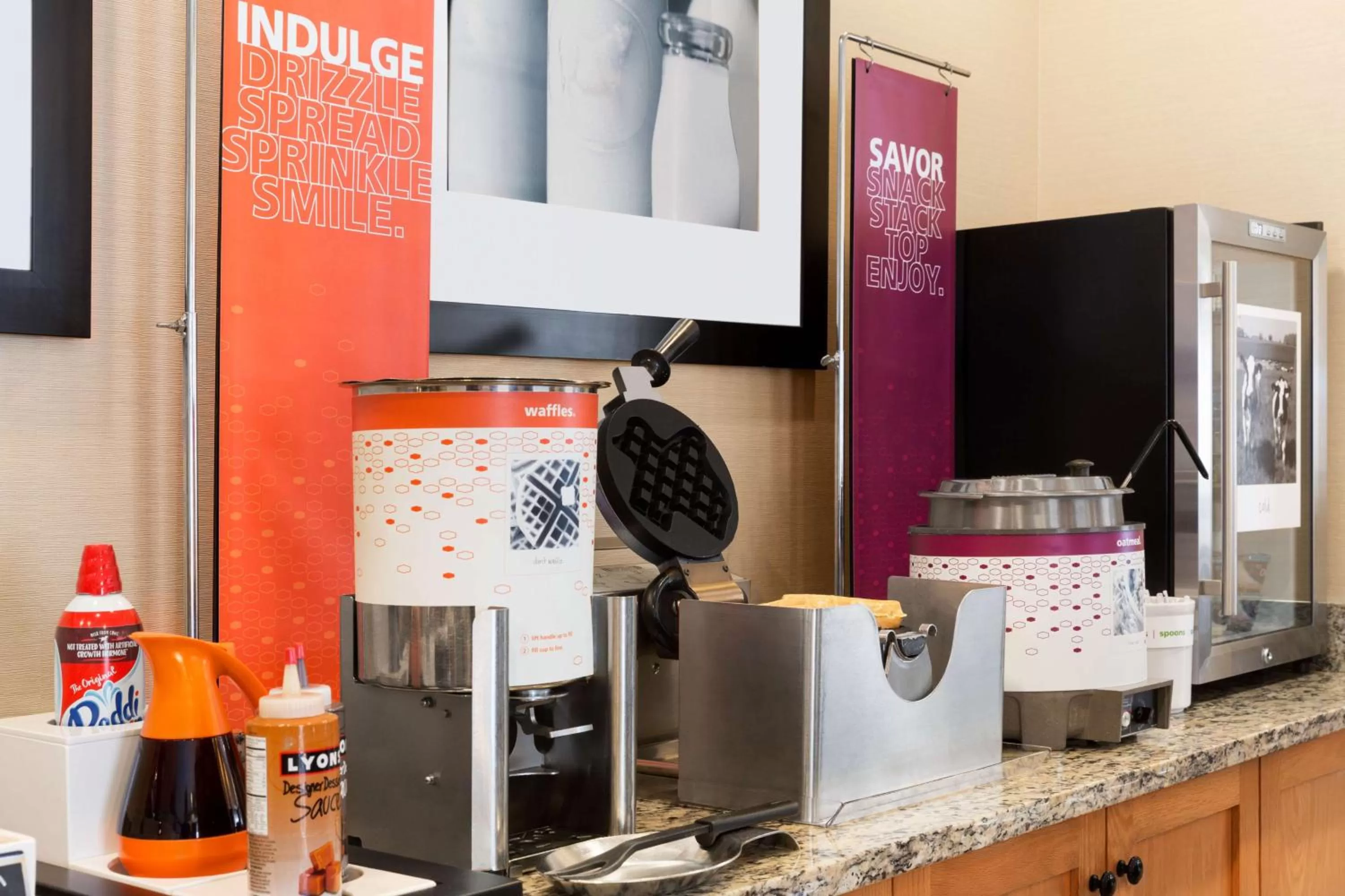 Breakfast in Hampton Inn Houston Willowbrook Mall