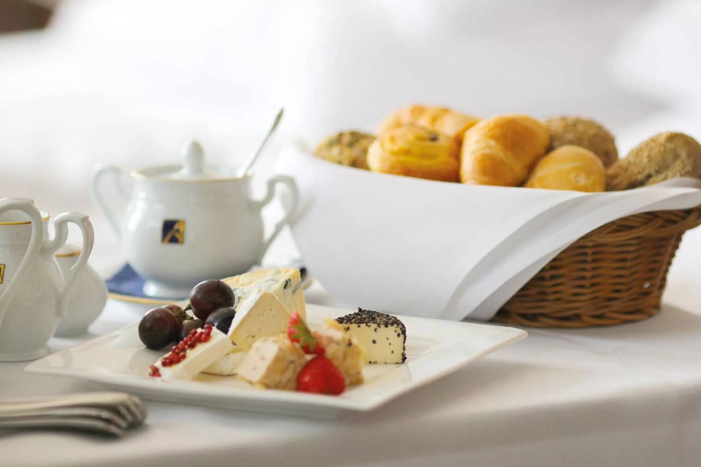 Breakfast in SEETELHOTEL Ahlbecker Hof das elegante Traditionshotel & ruhiger Rückzugsort an der Ostsee