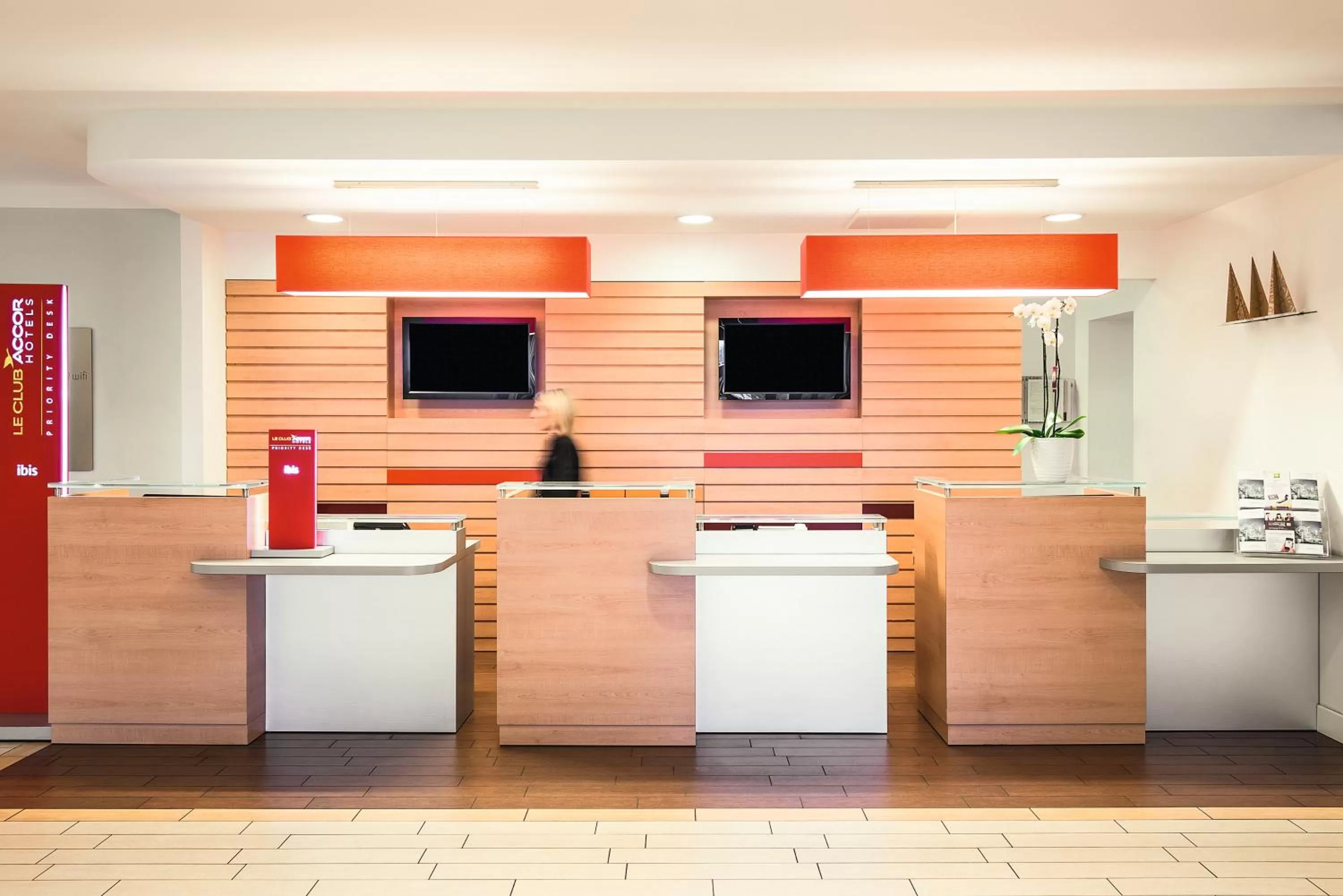 Lobby or reception in Hotel Ibis Milano Malpensa