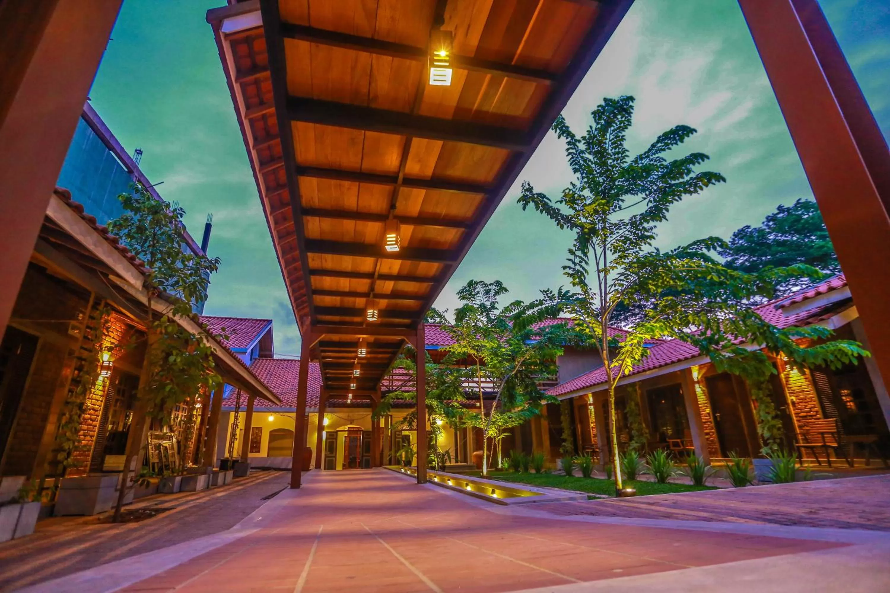 Facade/entrance in Olinia Airport Hotel