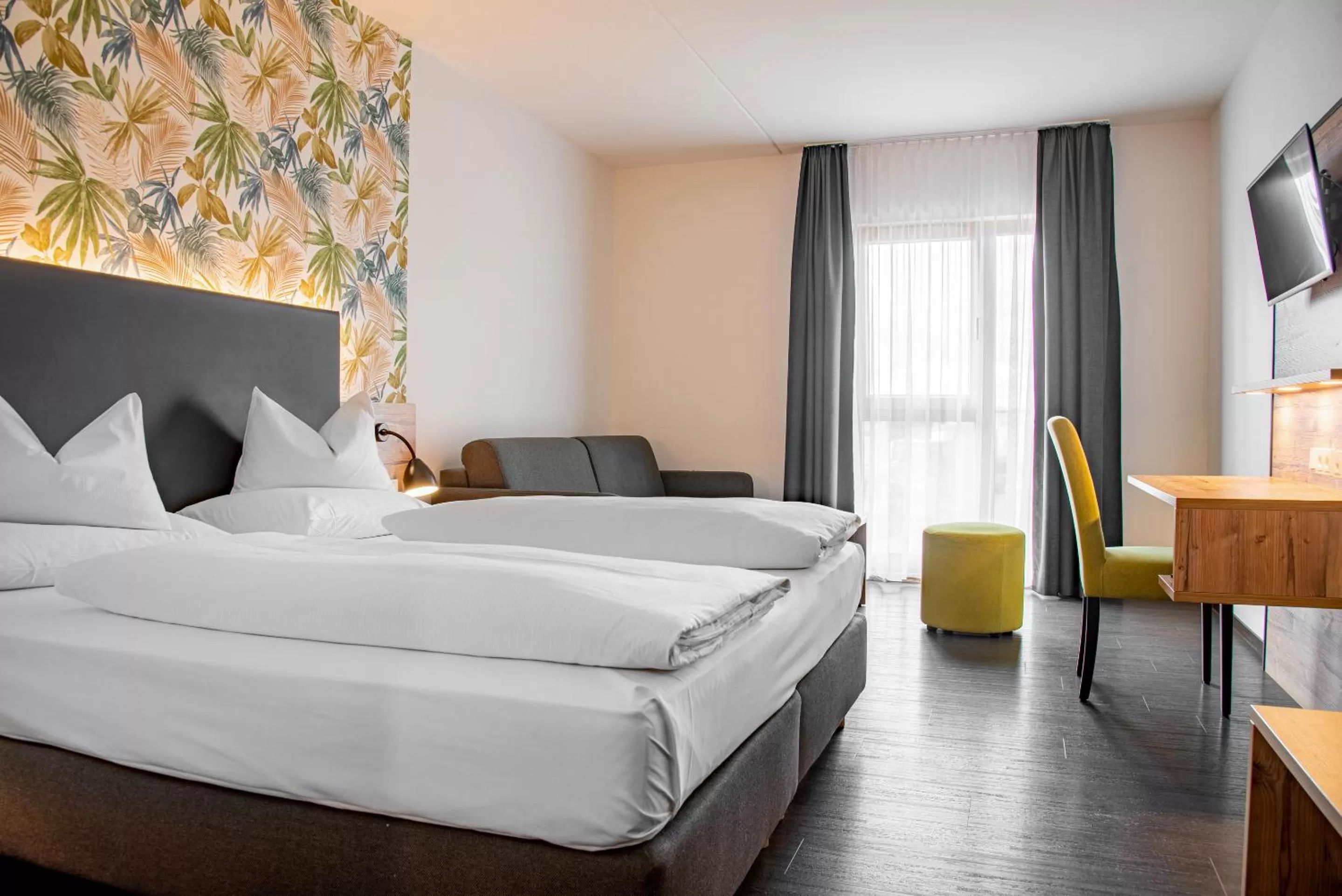 Bed in Alb Inn - Hotel & Apartments
