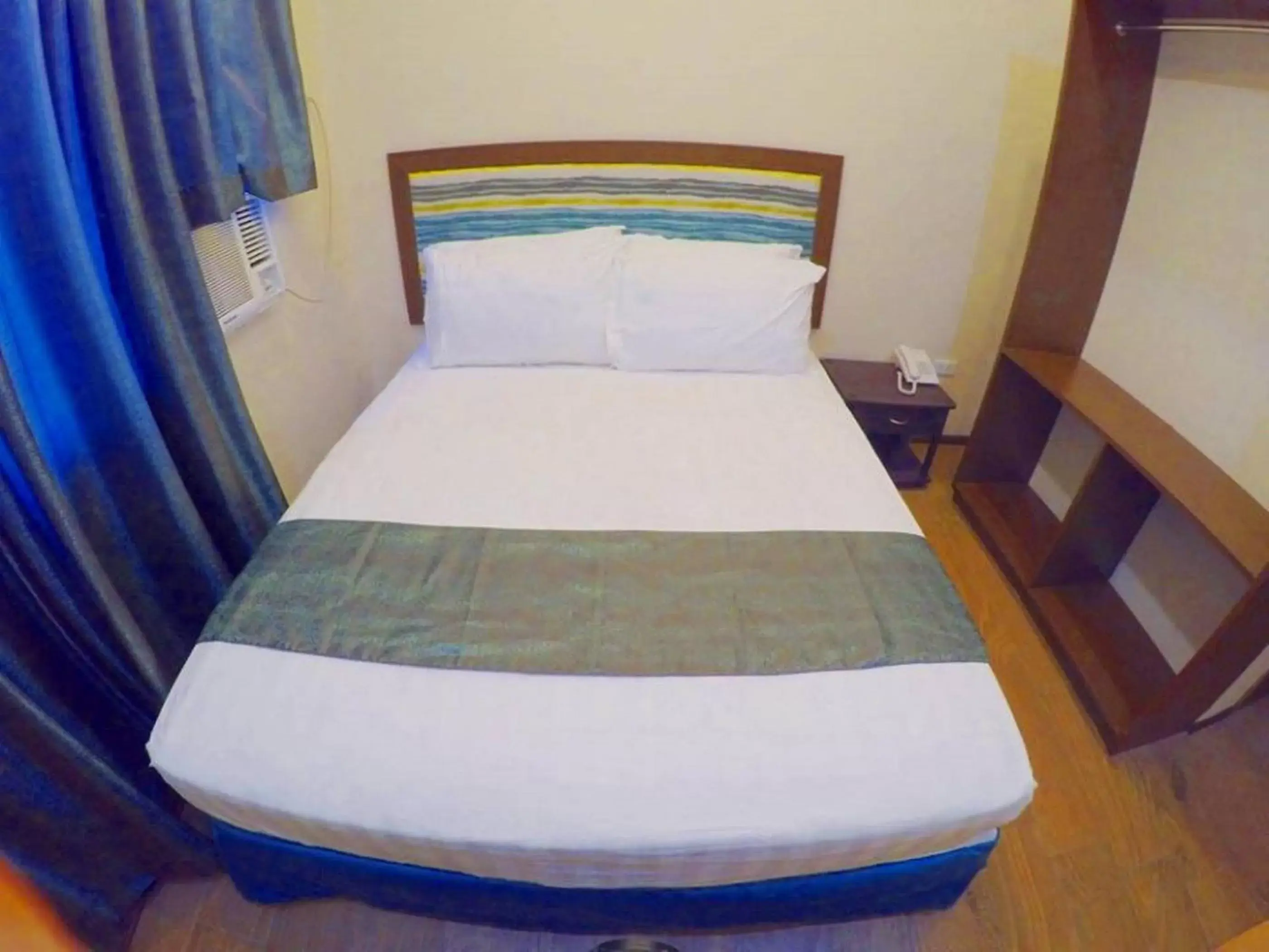 Matrimonial Room in Golden Gate Suites Matrimonial Room in Golden Gate Suites