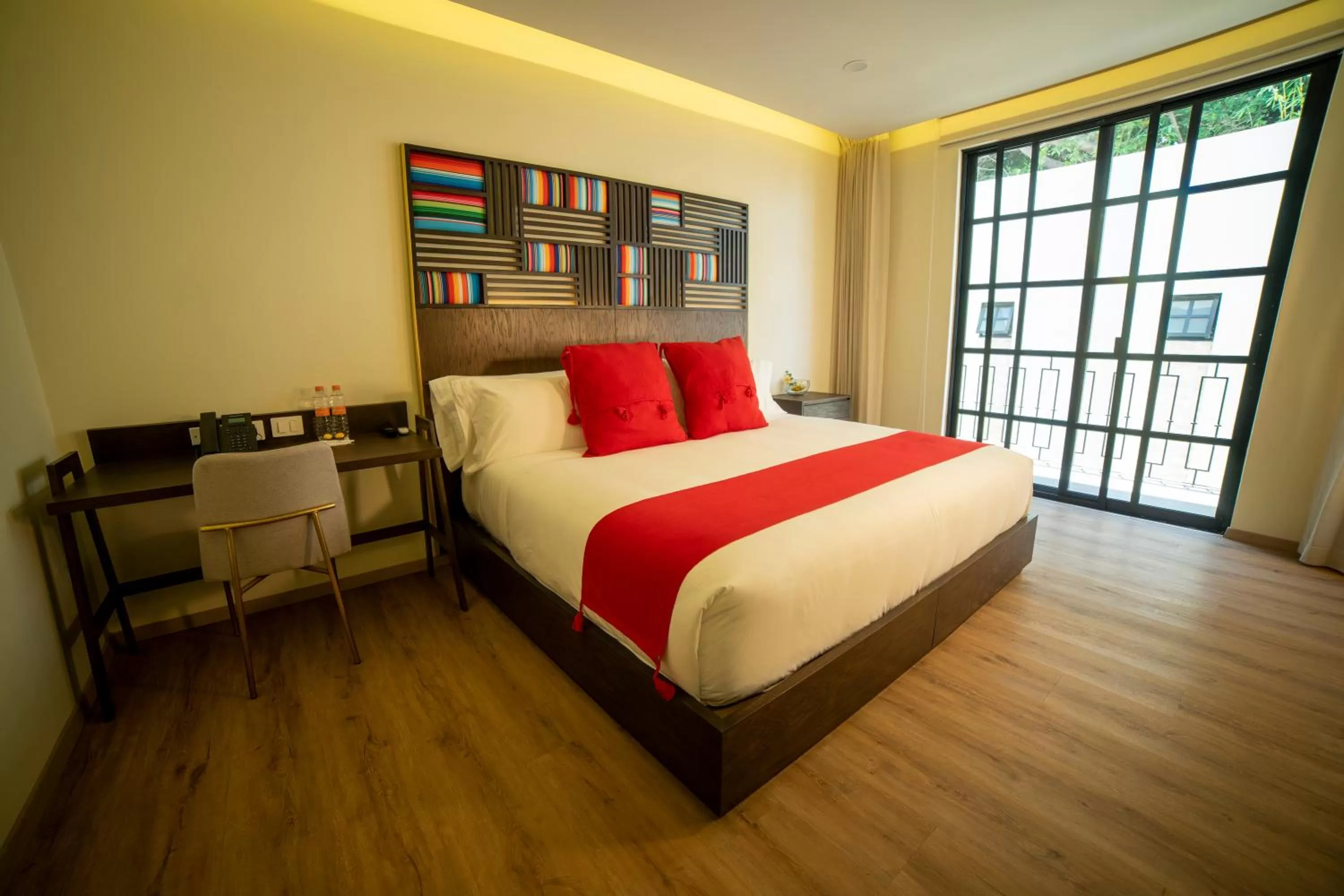 Bedroom, Bed in Hotel Dex Tlaquepaque