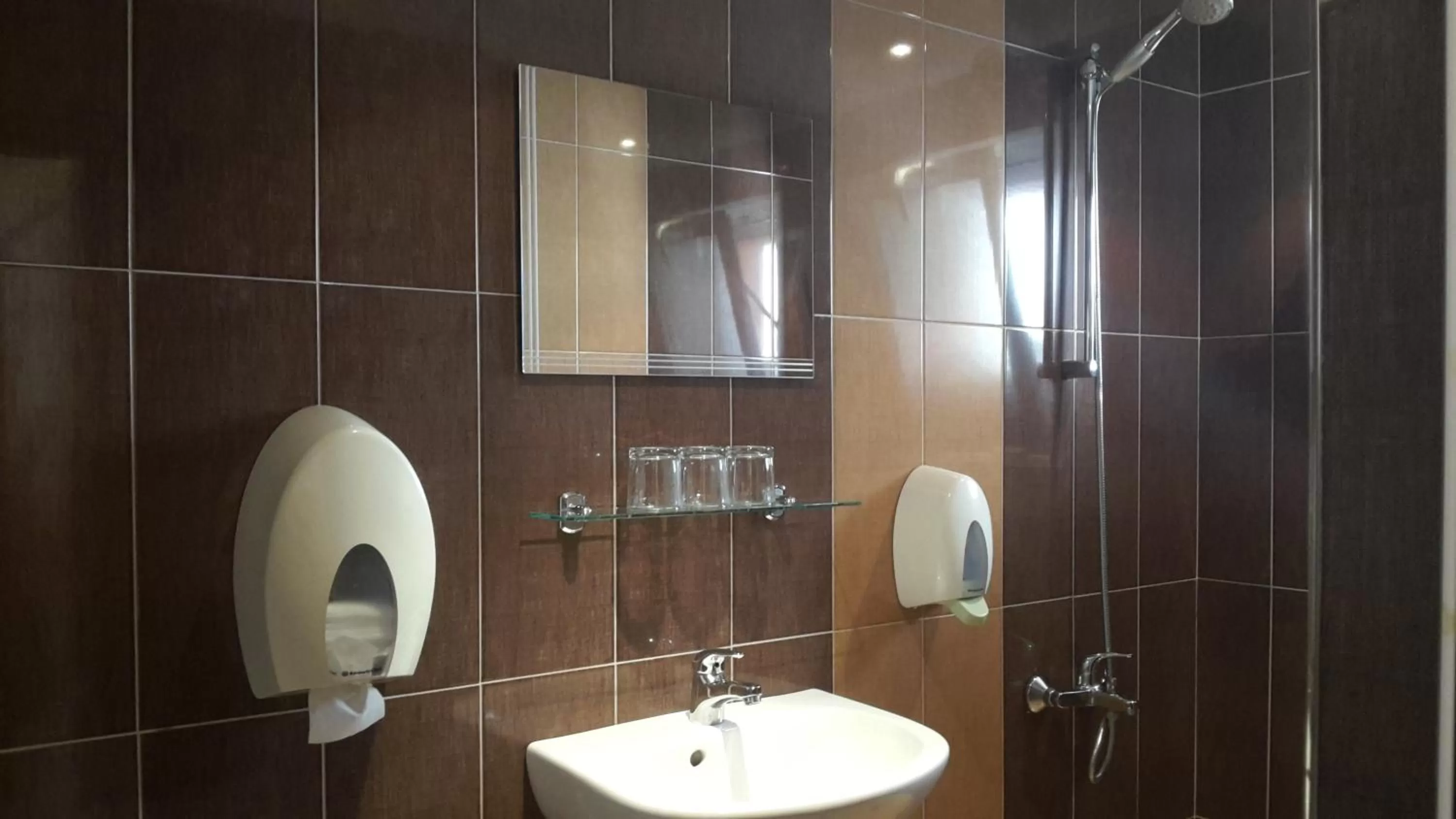 Bathroom in Family Hotel Kartala