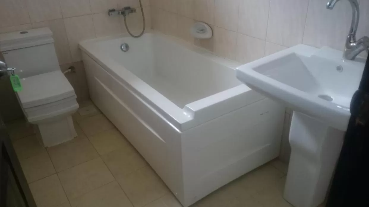 Bathroom in Itetemia Royal Inn