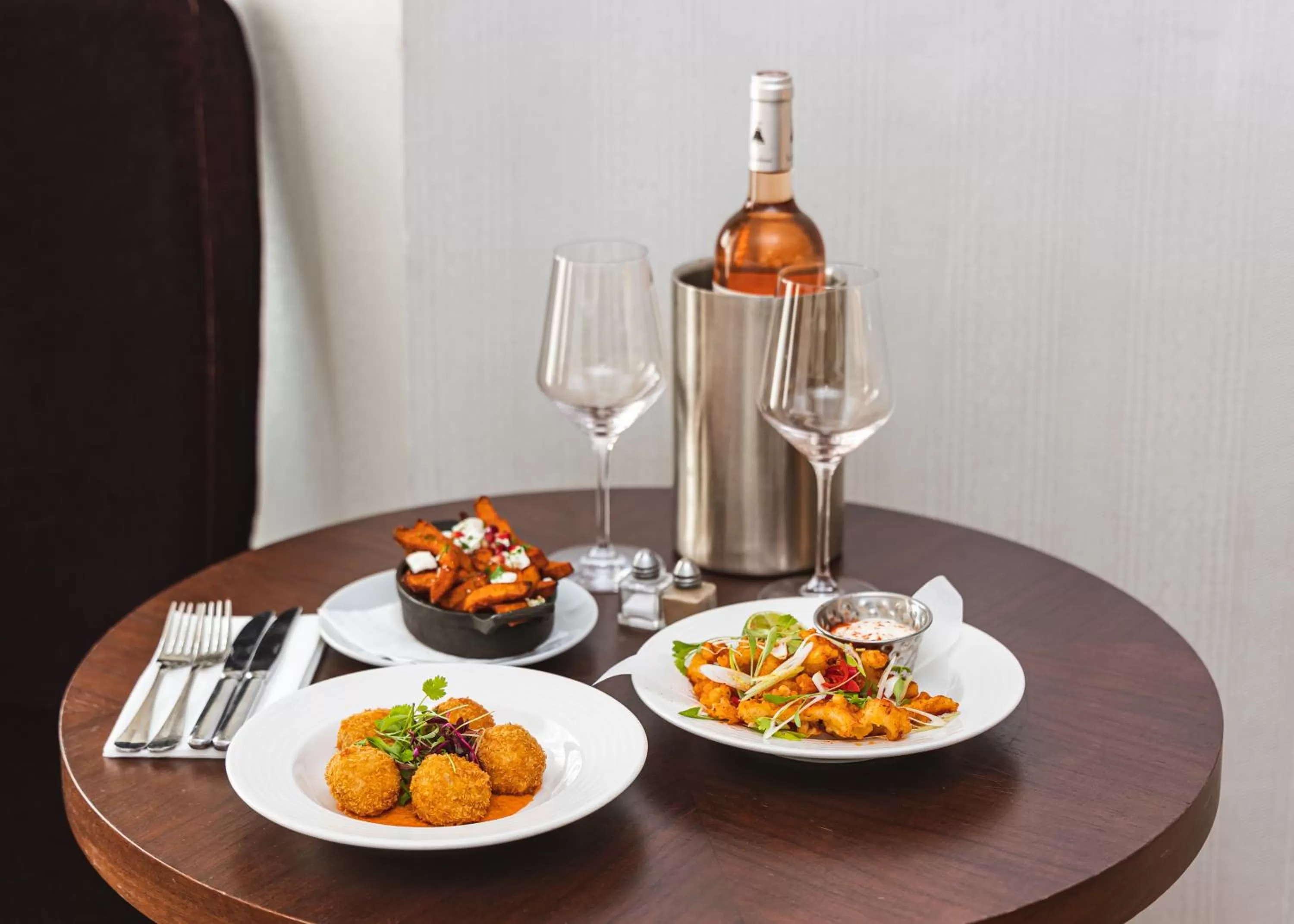 room service in Hilton London Hyde Park