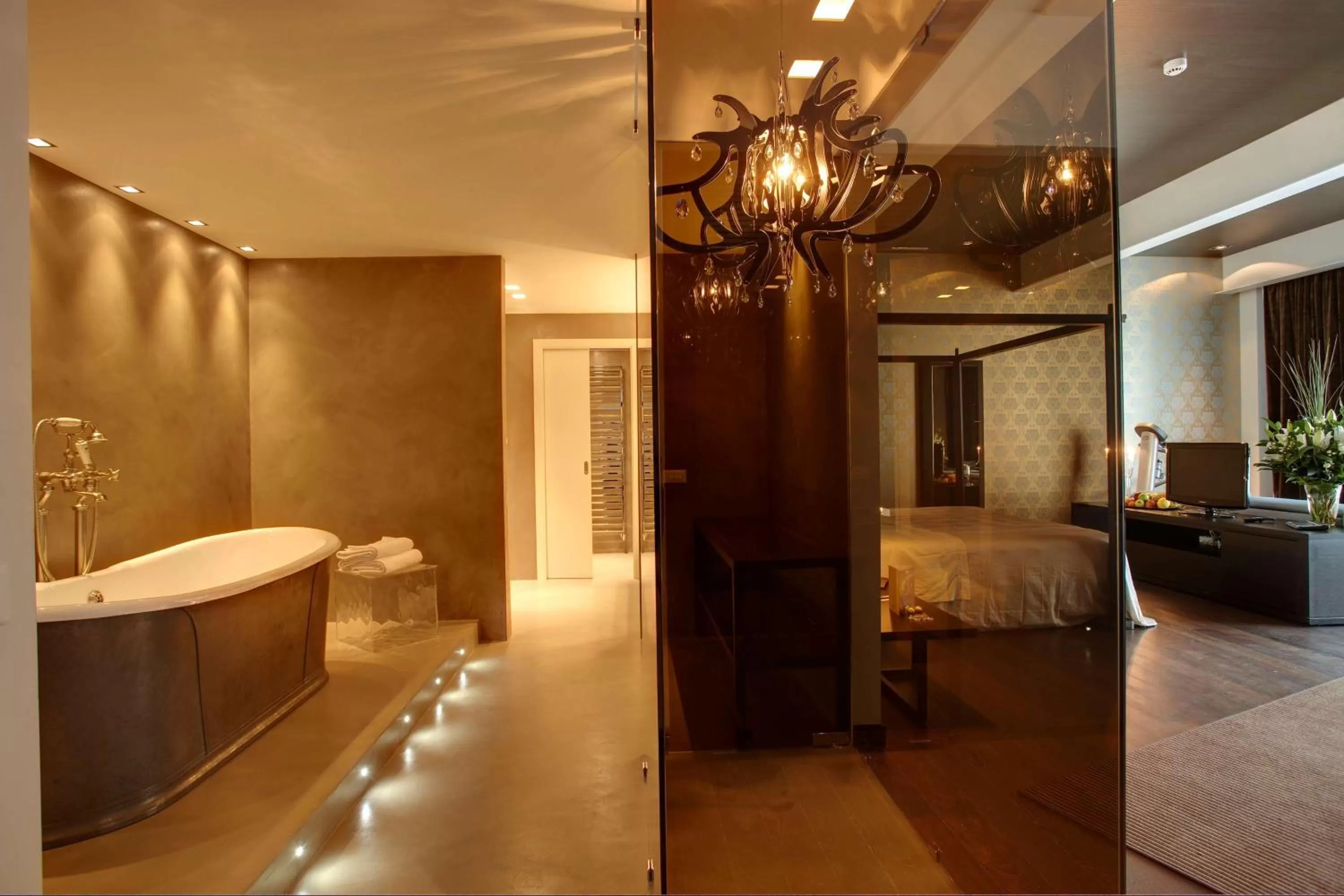 Shower in Devero Hotel & Spa, BW Signature Collection