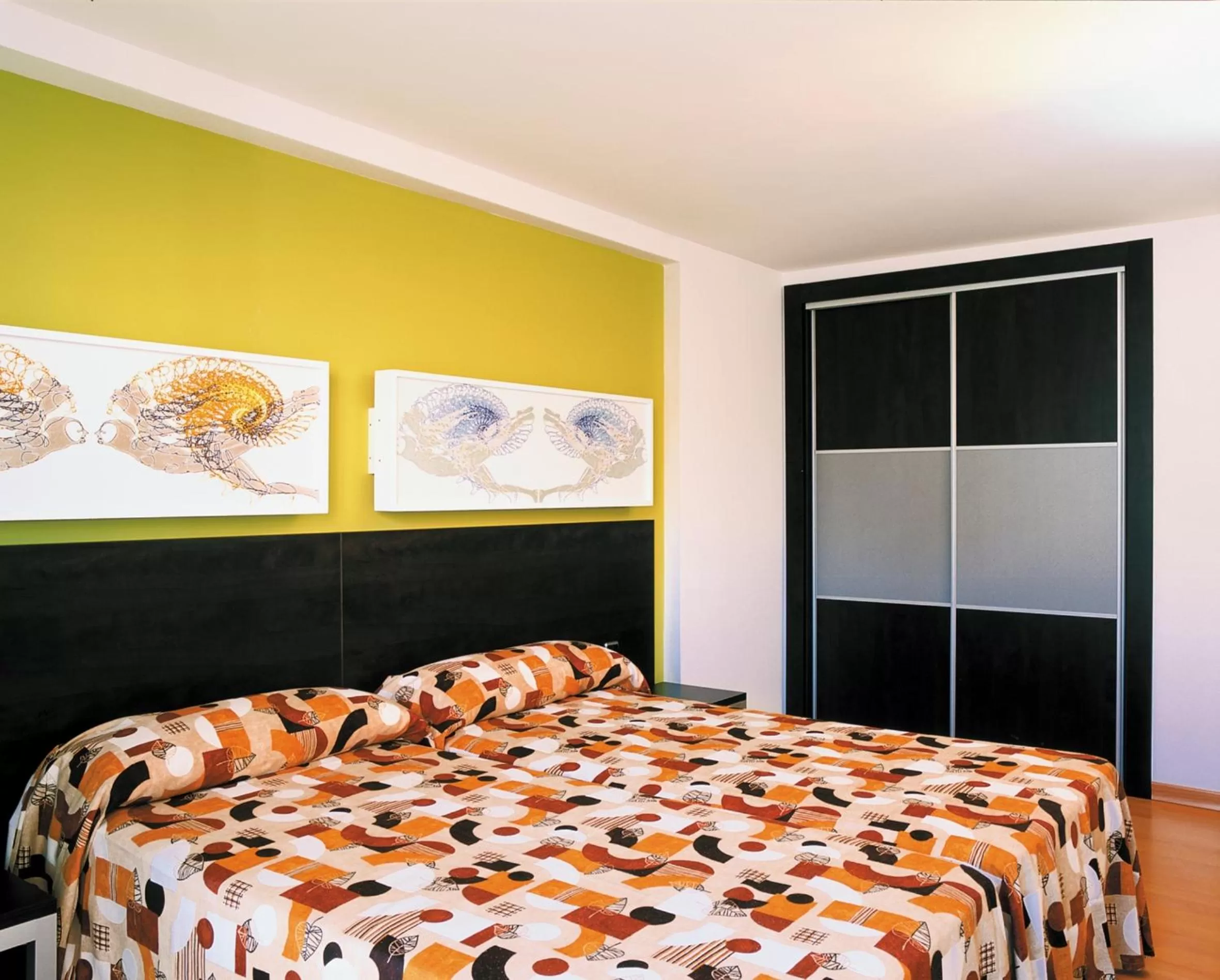 Triple Room (2 Adults + 1 Child) in Sol y Sombra