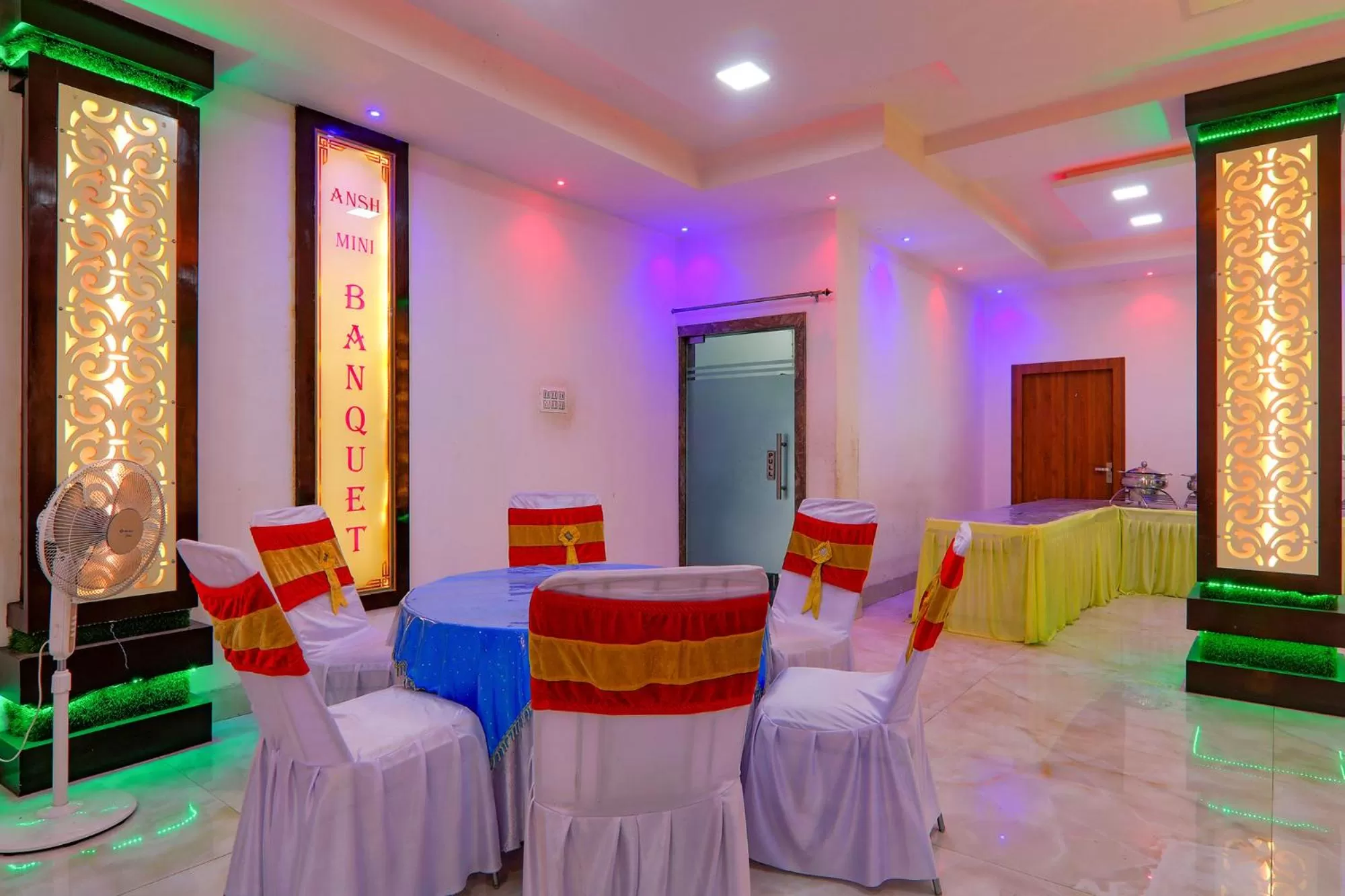 Banquet/Function facilities in Via Moti Mahal - Sarnath museum