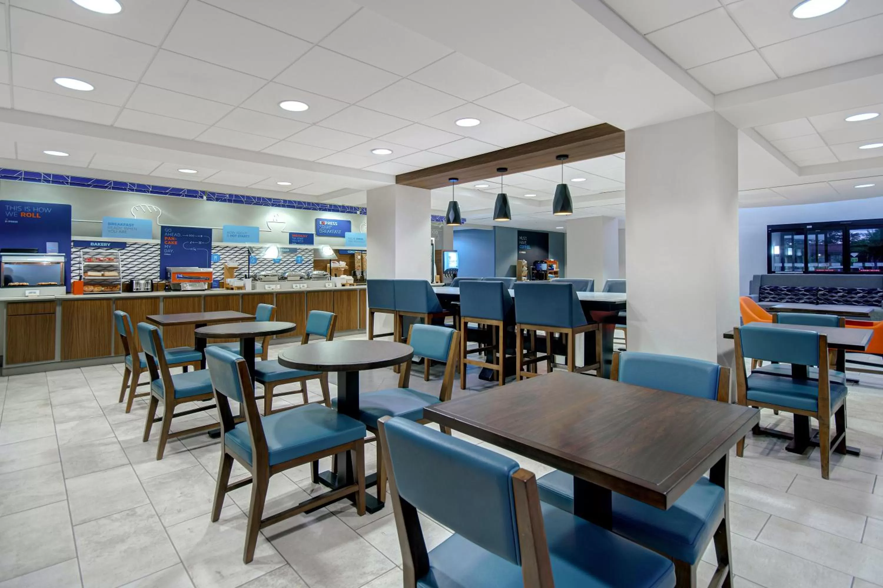 Breakfast in Holiday Inn Express Marietta - Atlanta Northwest by IHG