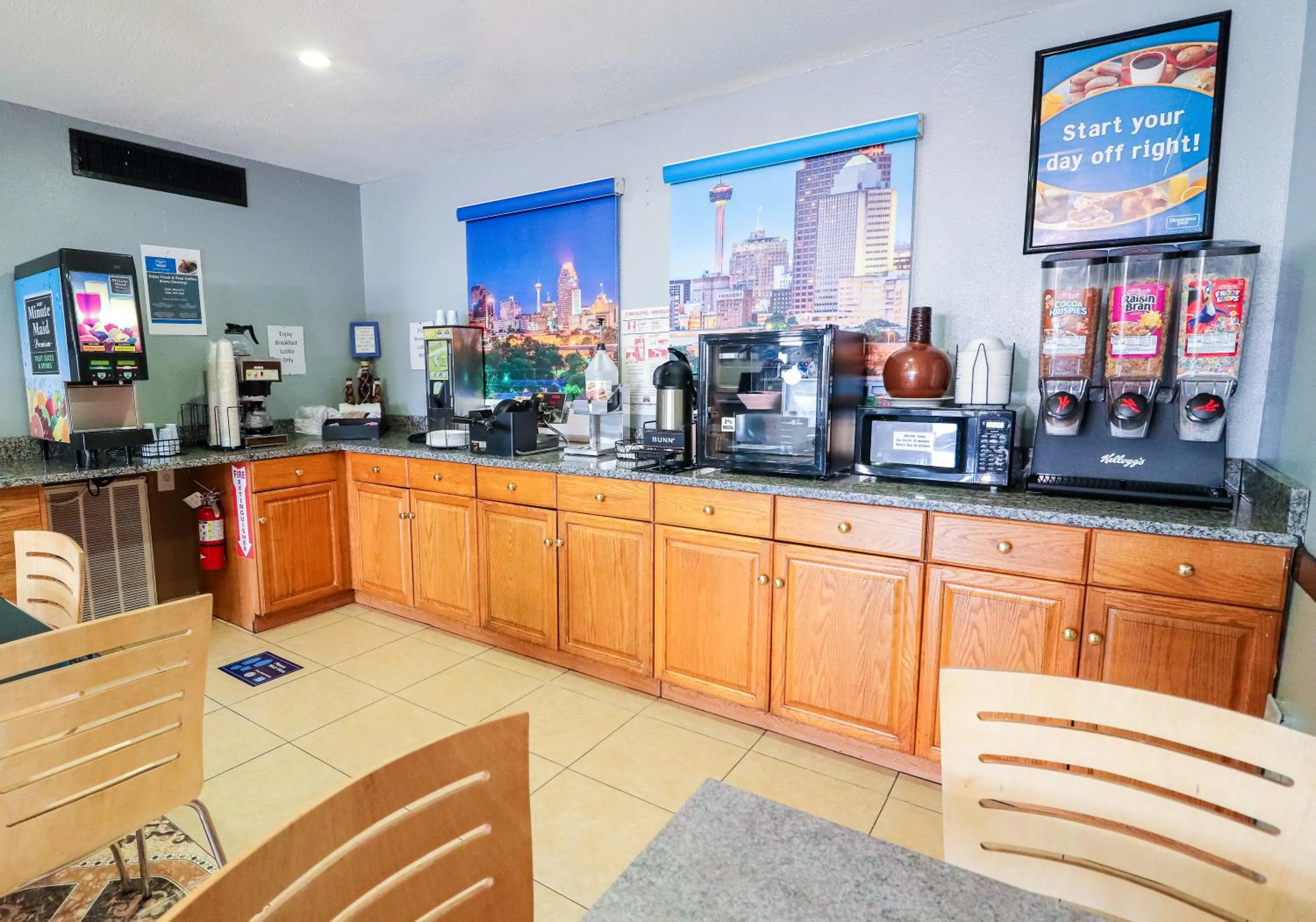 Coffee/tea facilities in Rodeway Inn San Antonio Lackland AFB - SeaWorld