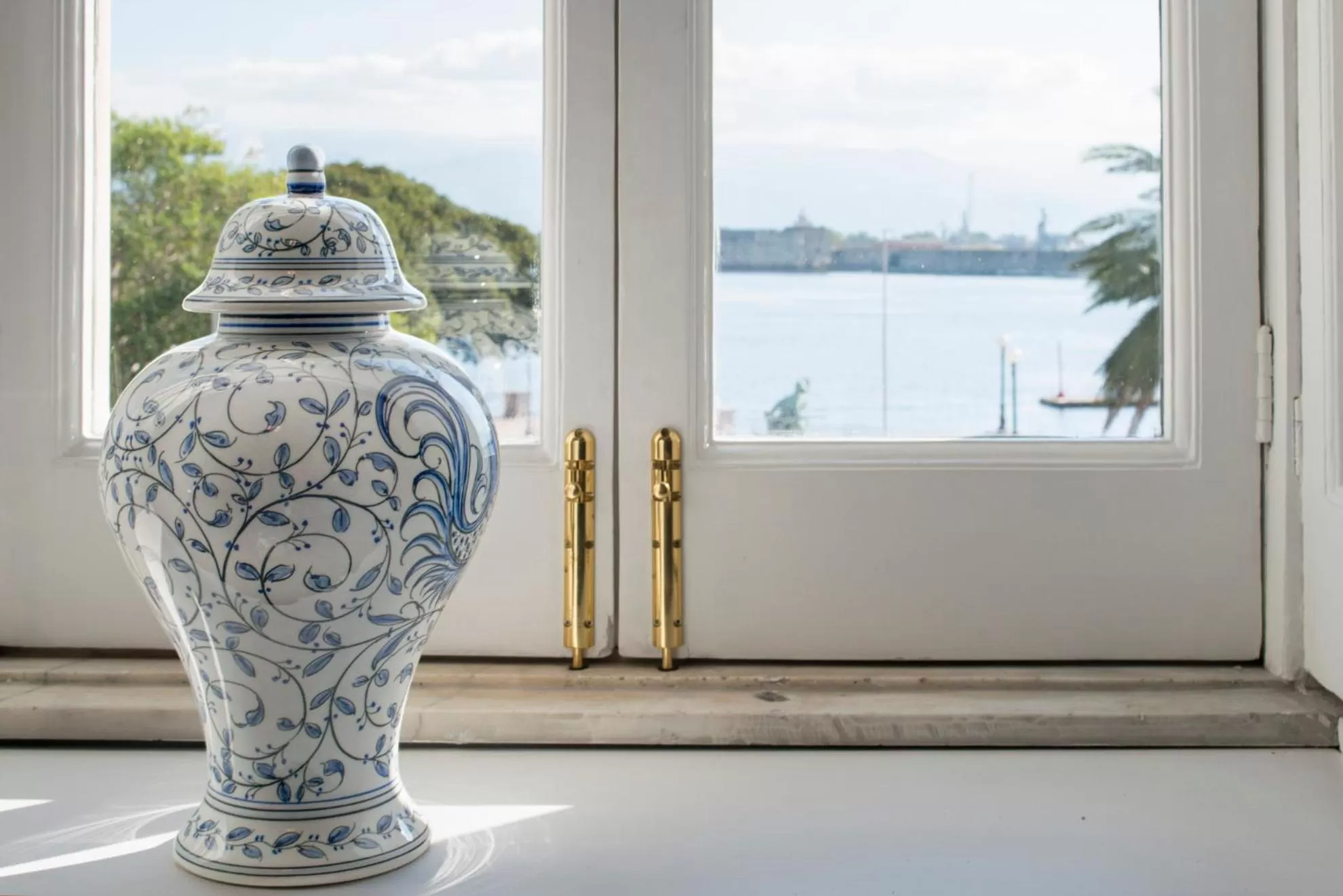 Decorative detail in Vittoria - house of charme