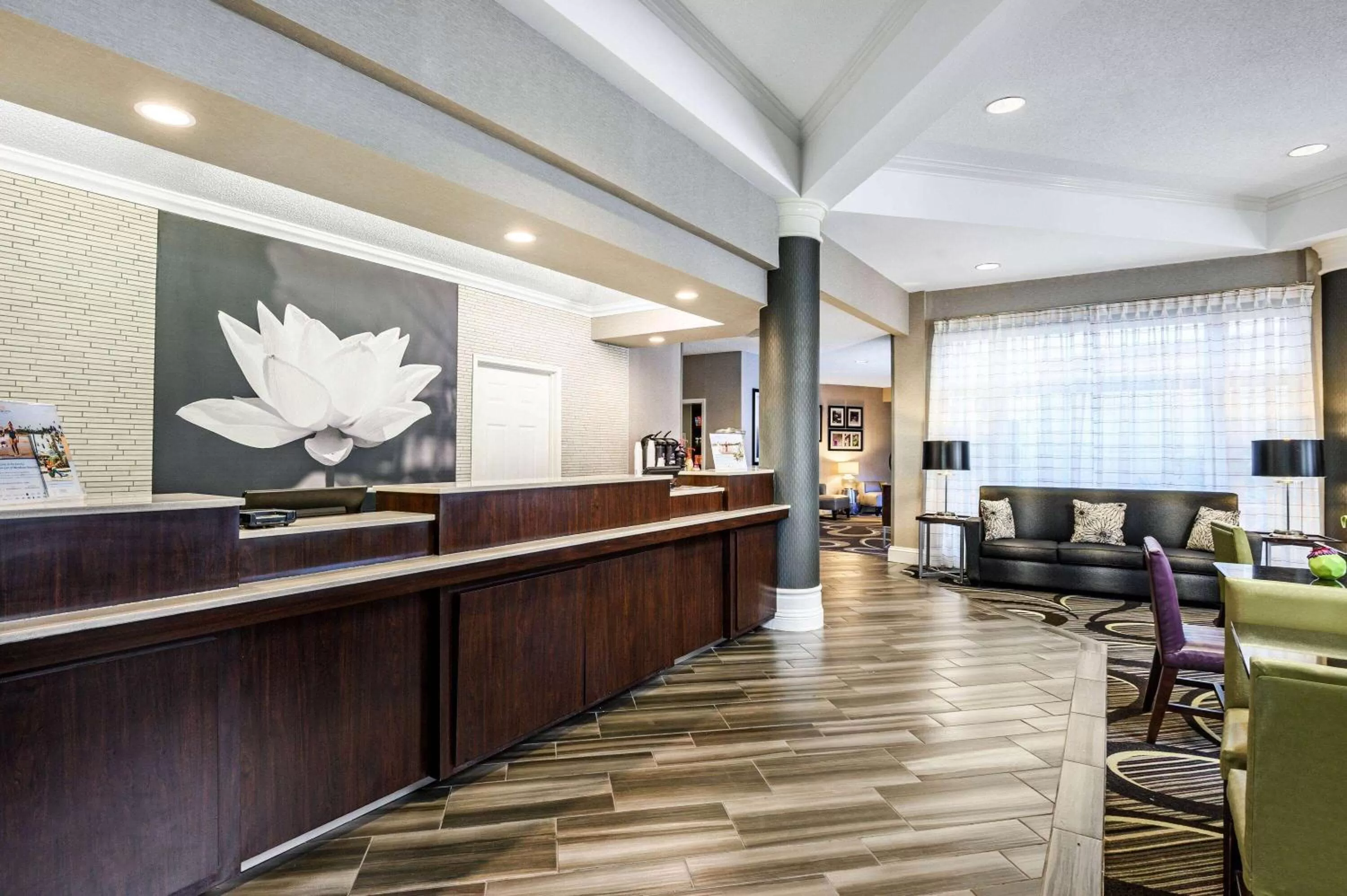 Lobby or reception in La Quinta by Wyndham Myrtle Beach Broadway Area