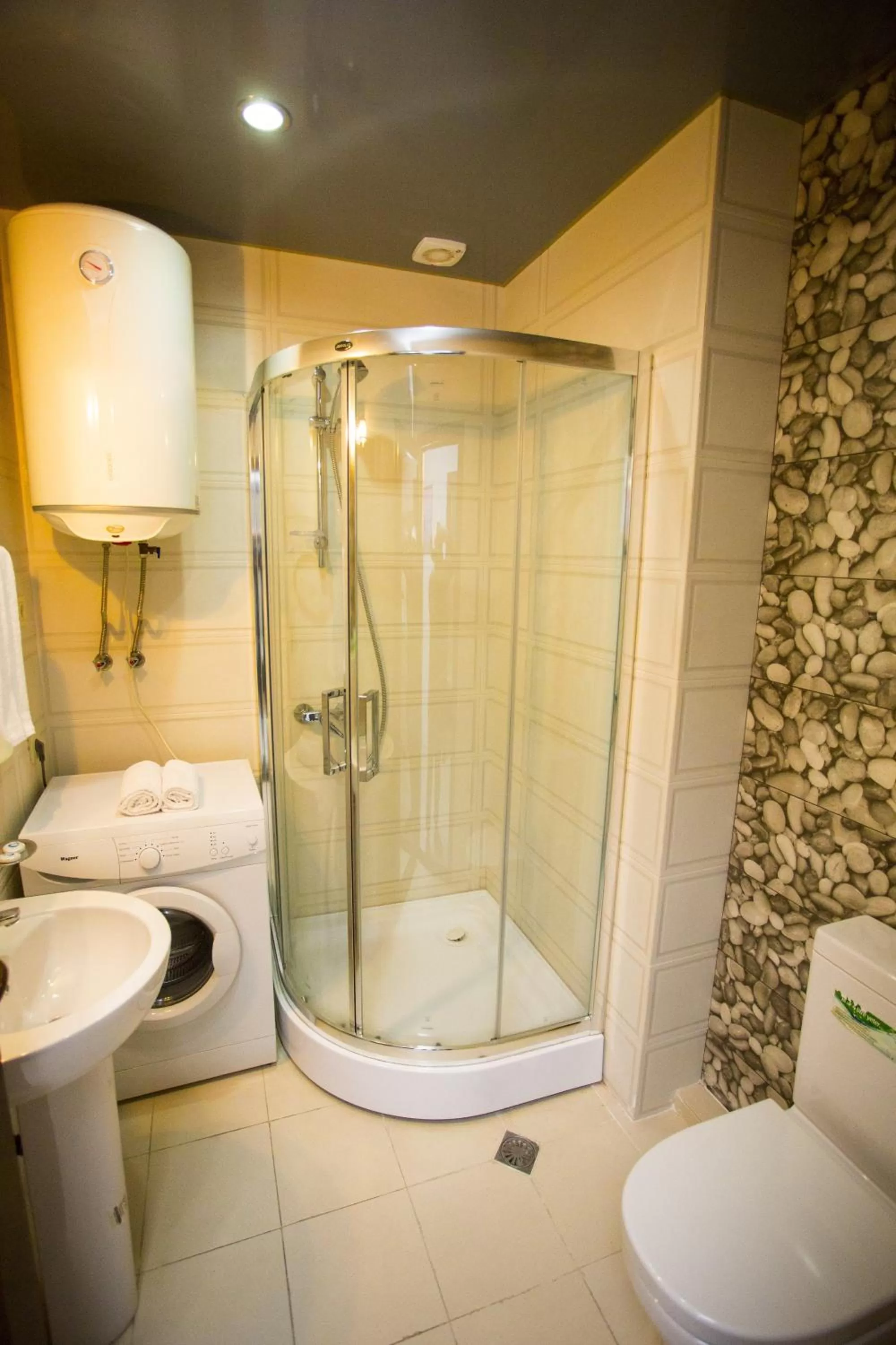 Shower in Blue Star Batumi