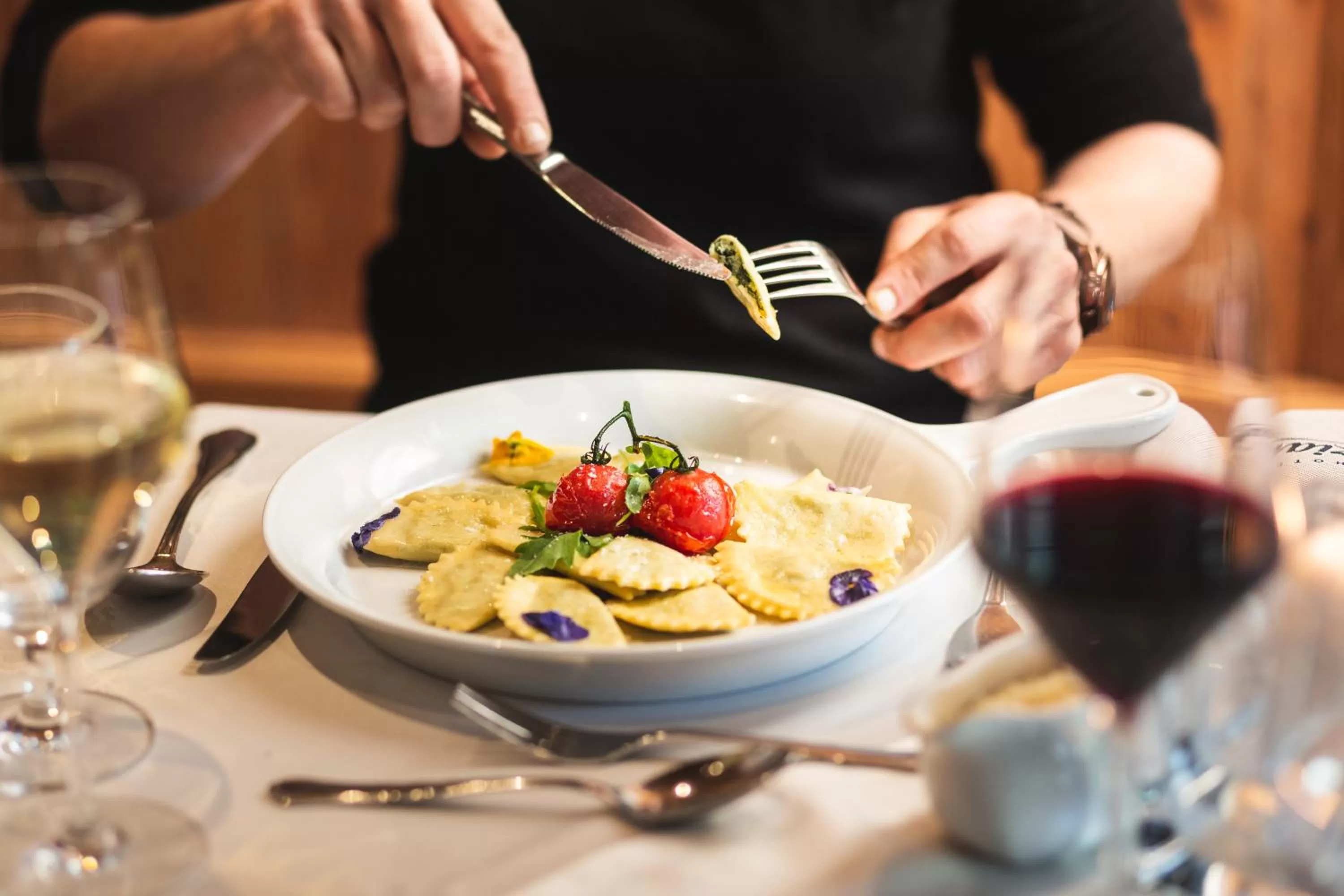 Restaurant/places to eat in Hotel Enzian