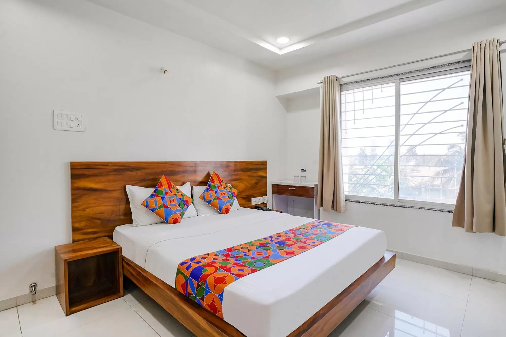 Photo of the whole room, Bed in FabHotel Omkar Executive