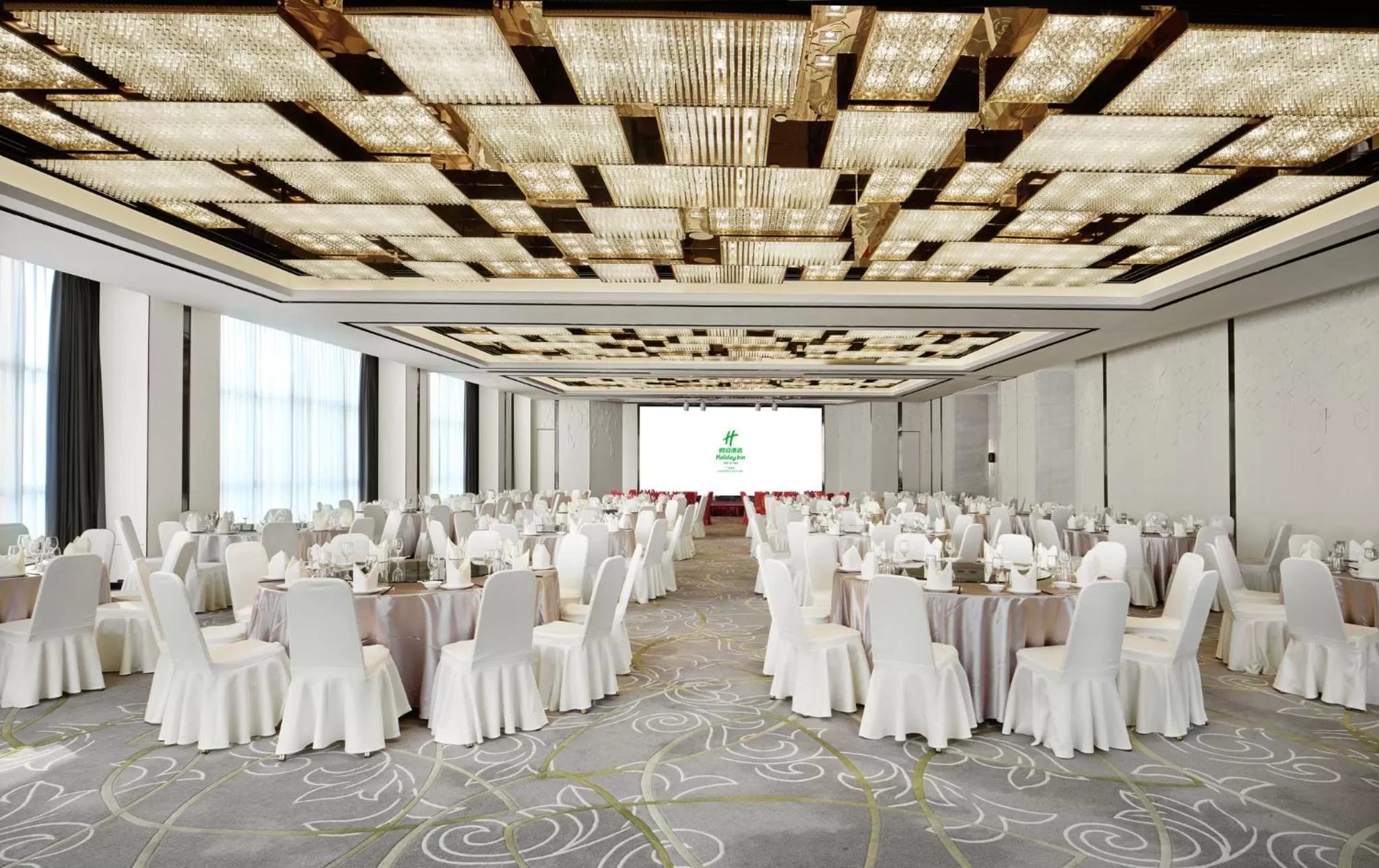 Meeting/conference room in Holiday Inn Guangzhou South Lake-an lHG Hotel