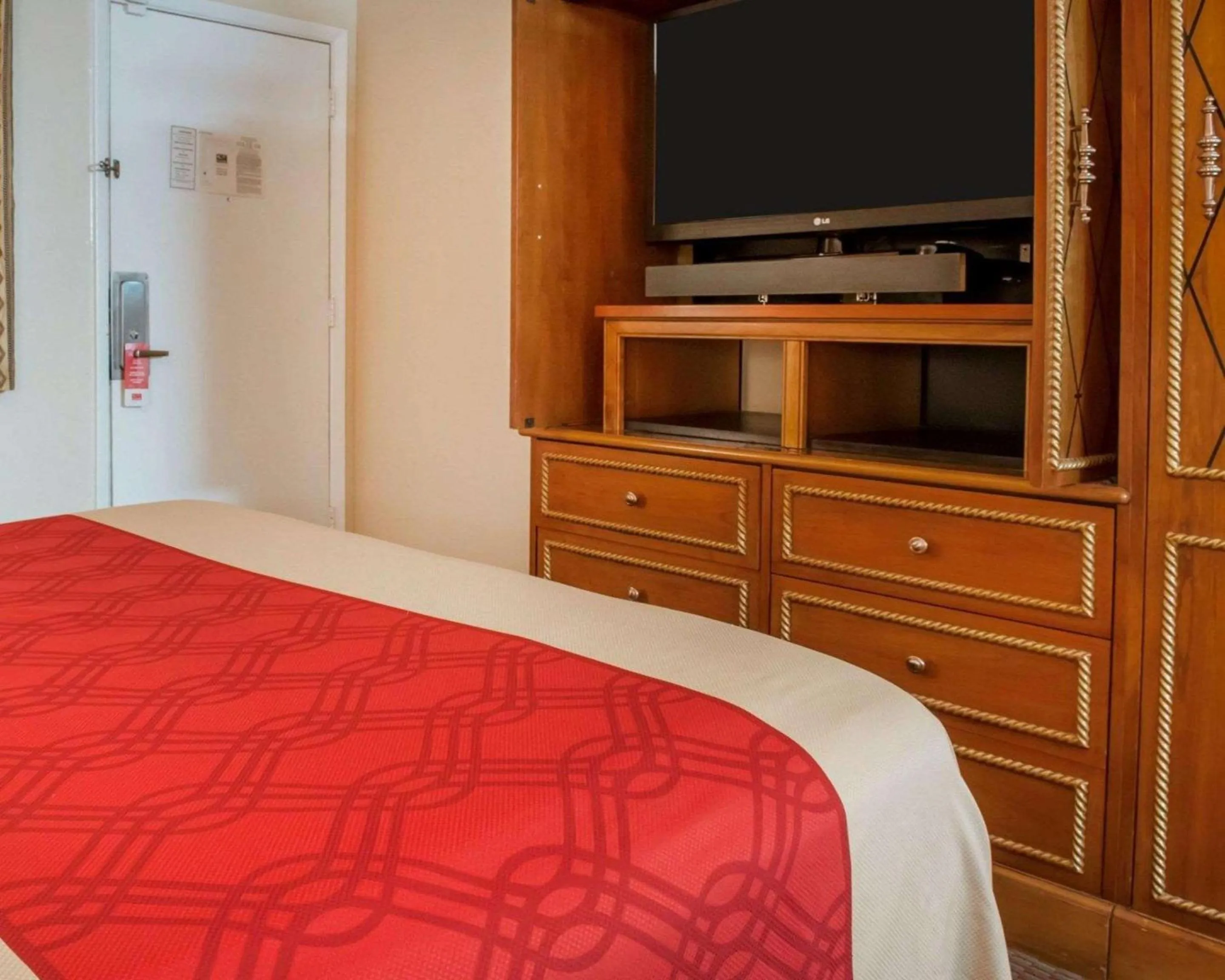 Photo of the whole room in Econo Lodge Hobbs