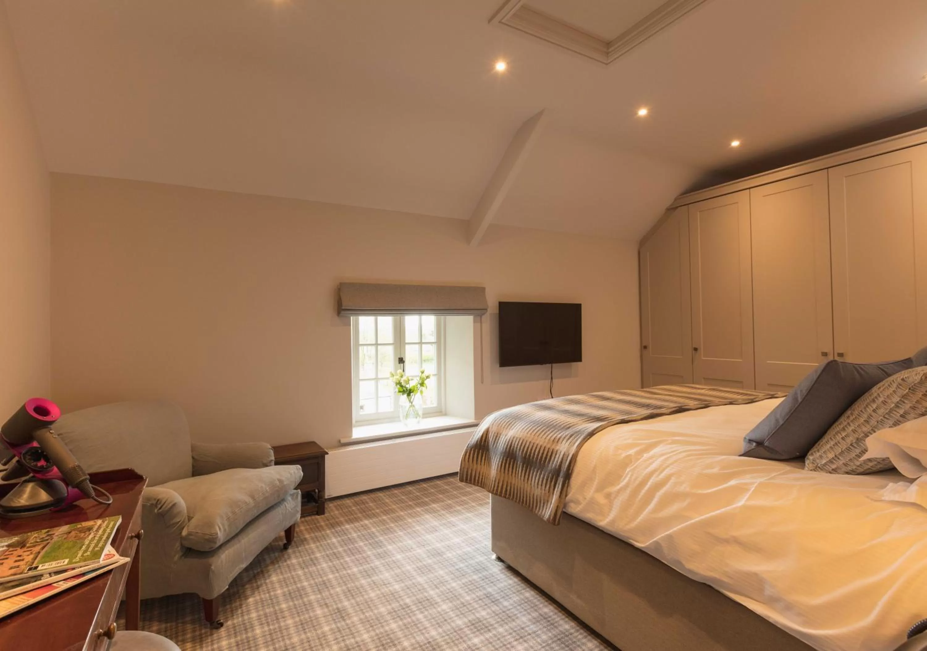 Photo of the whole room, Bed in Farlam Hall Hotel & Restaurant