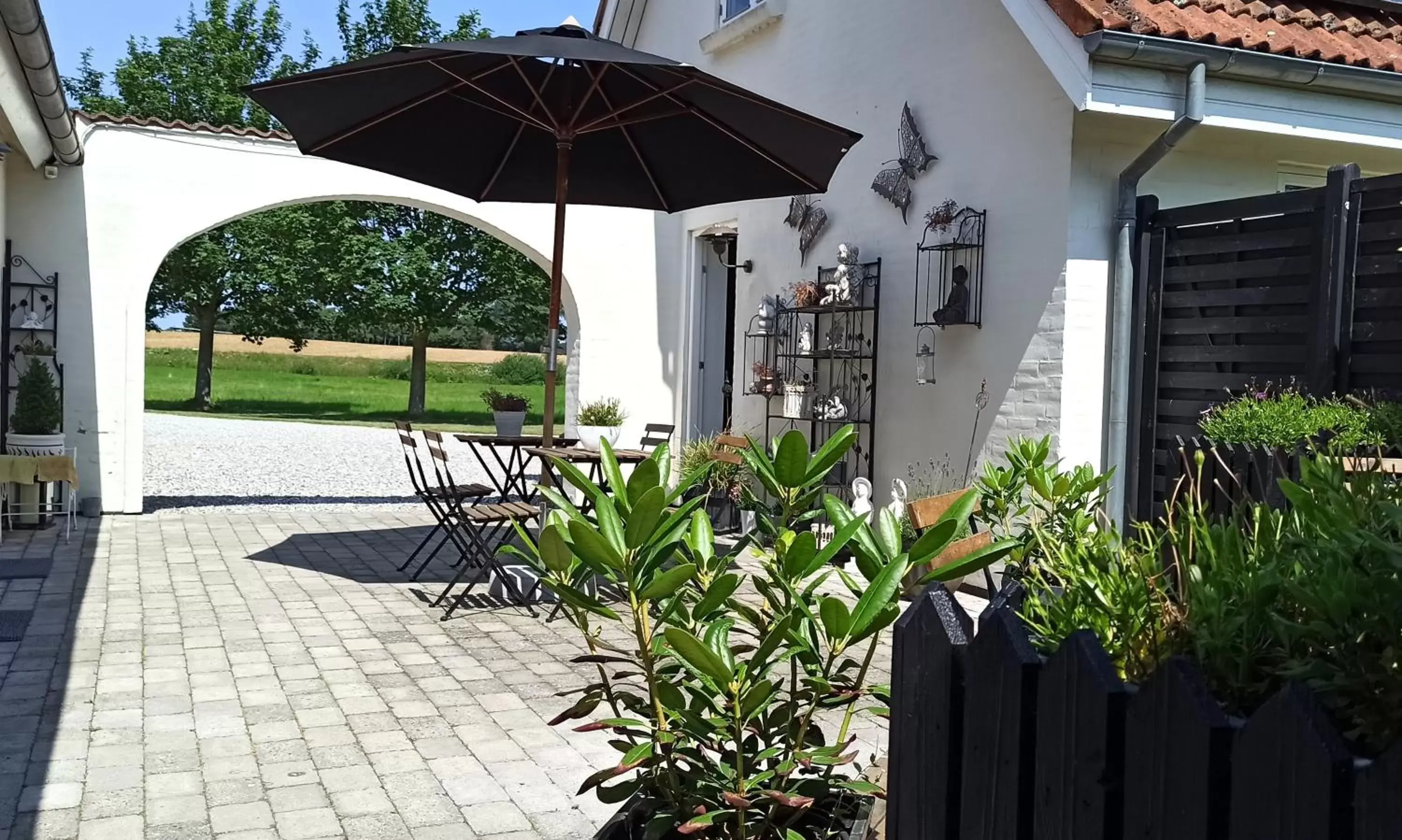 Double Room with Private Bathroom in Dragondrum Bed & Breakfast Double Room with Private Bathroom in Dragondrum Bed & Breakfast