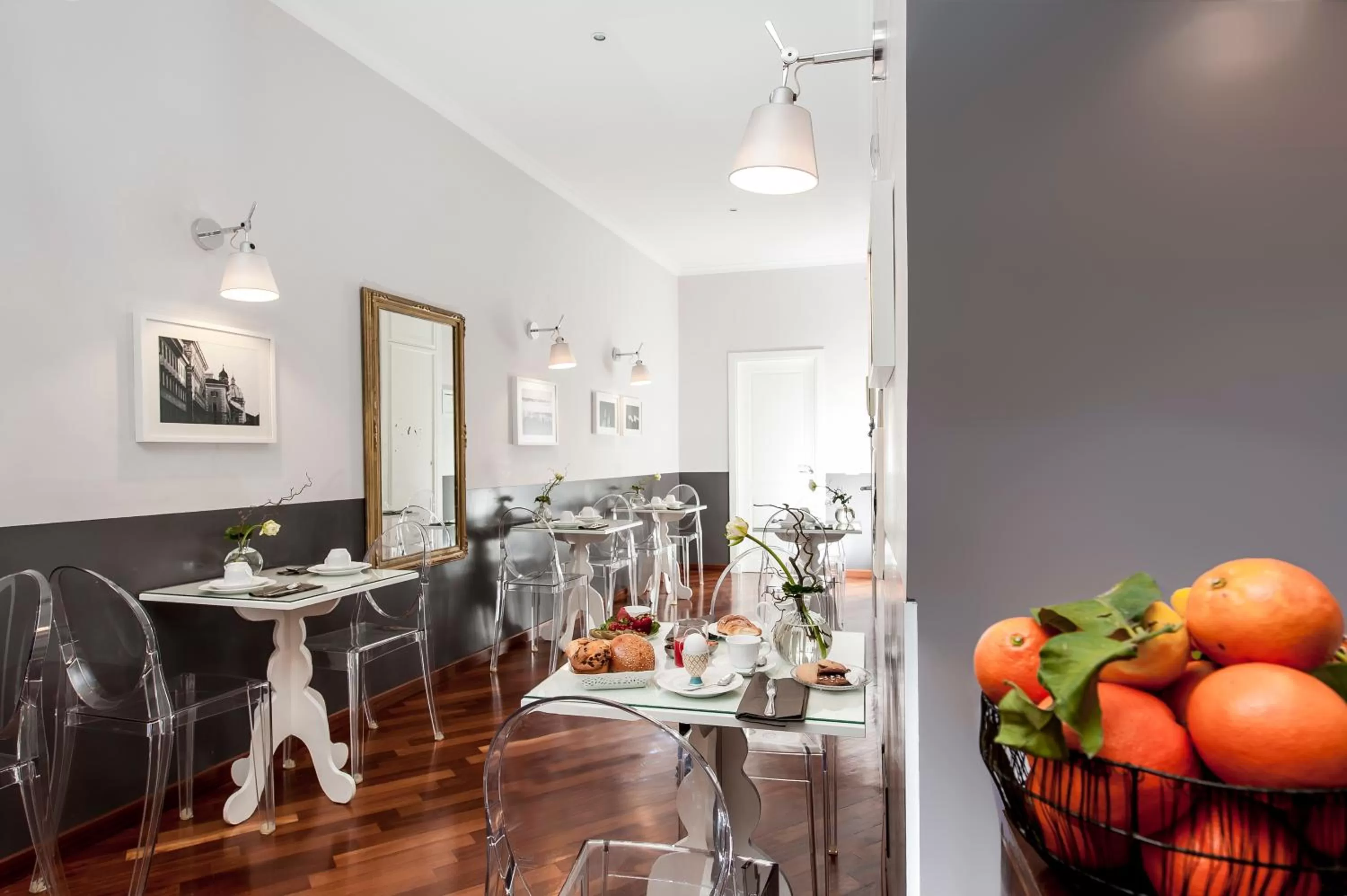 Area and facilities in All'Orologio