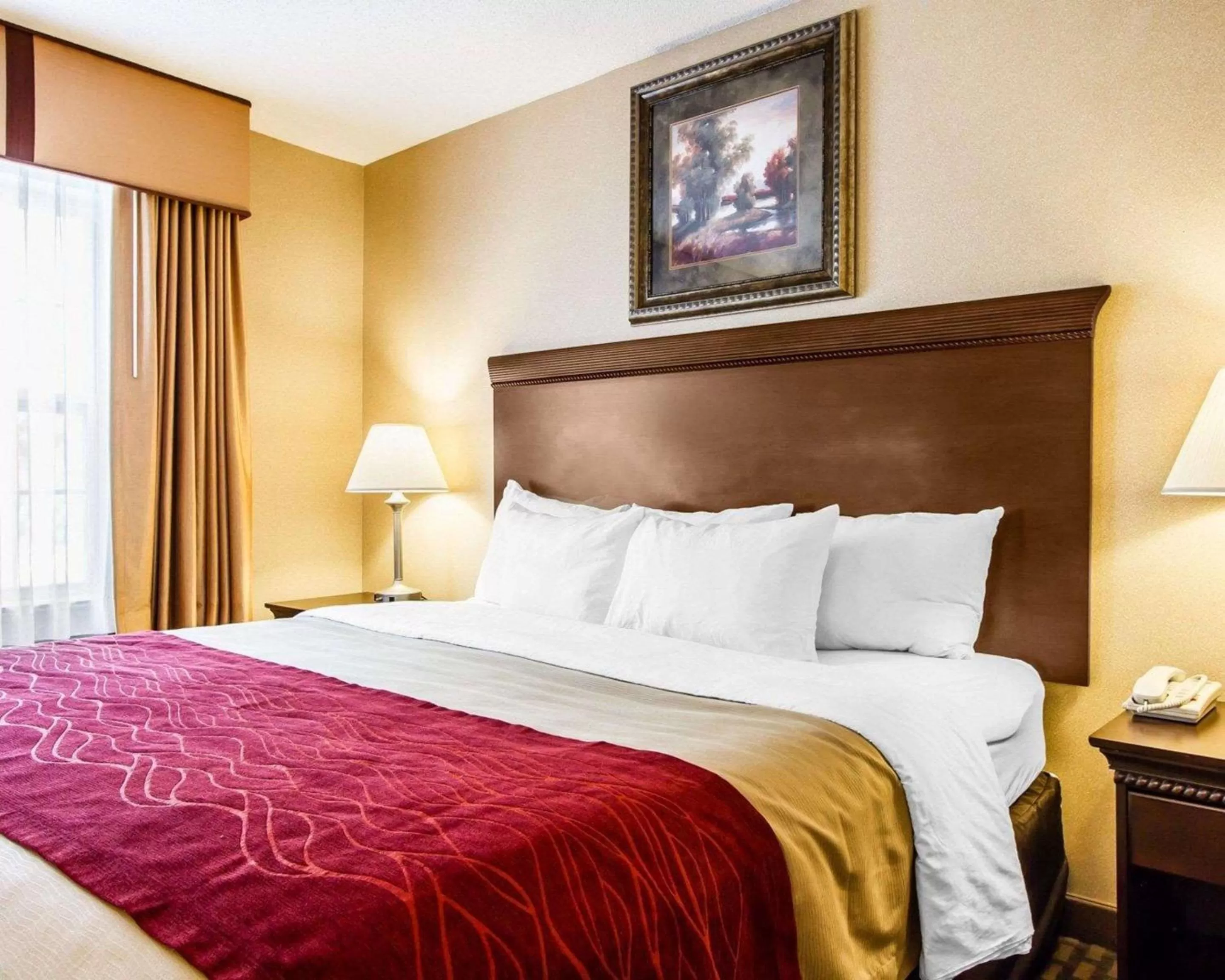 Photo of the whole room, Bed in Comfort Inn & Suites Scarborough-Portland