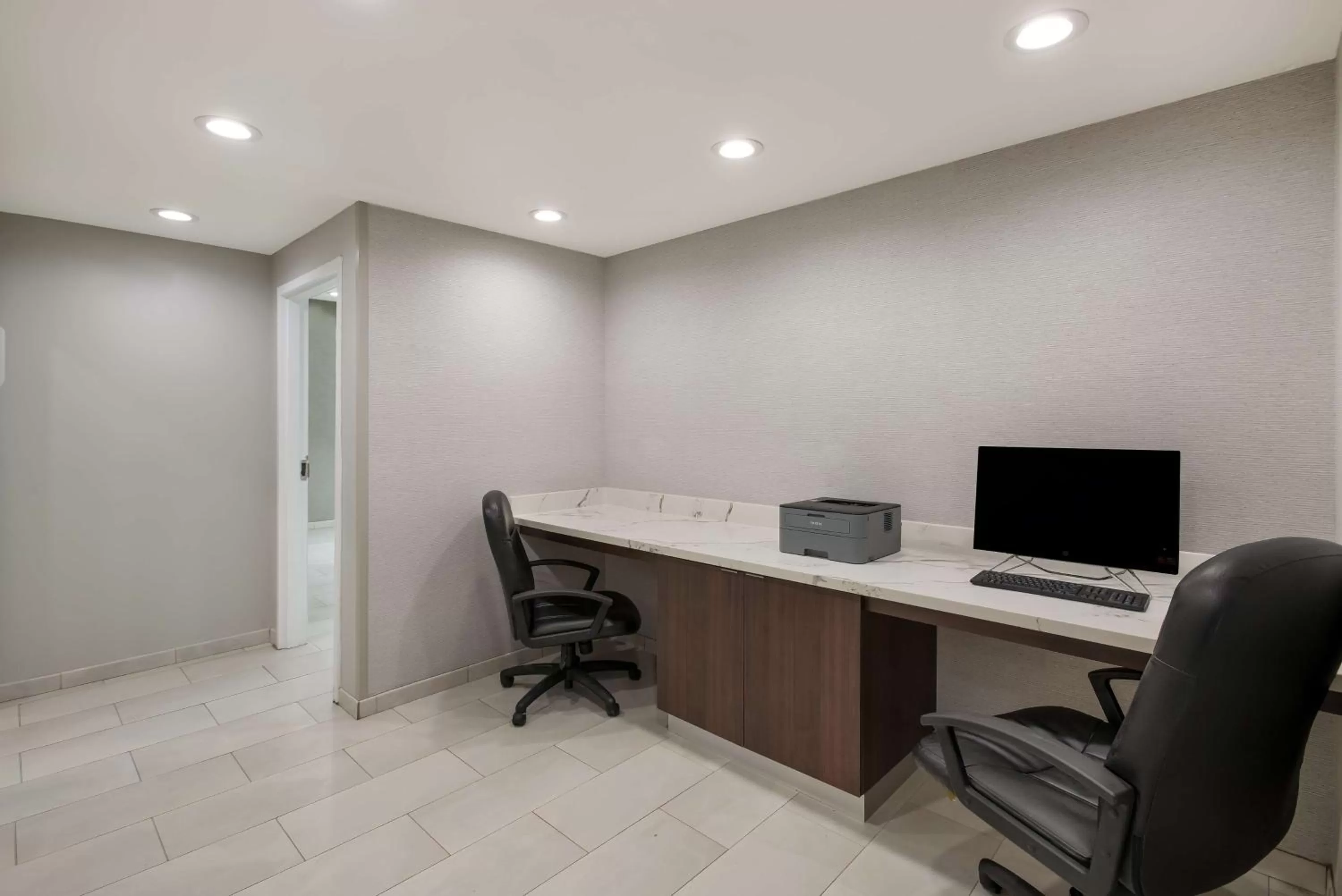 Business facilities in Best Western La Place Inn