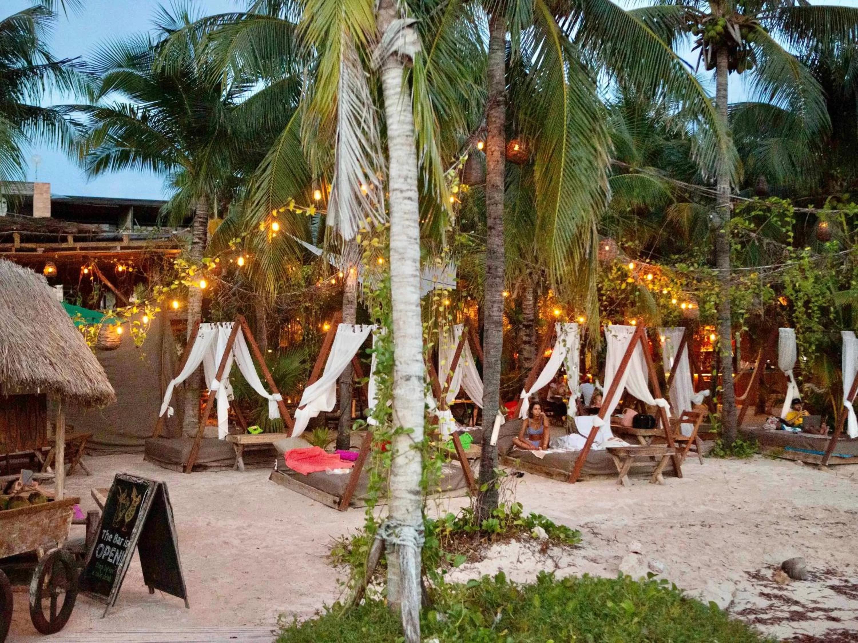 Beach in Nomads Hotel, Hostel & Beachclub