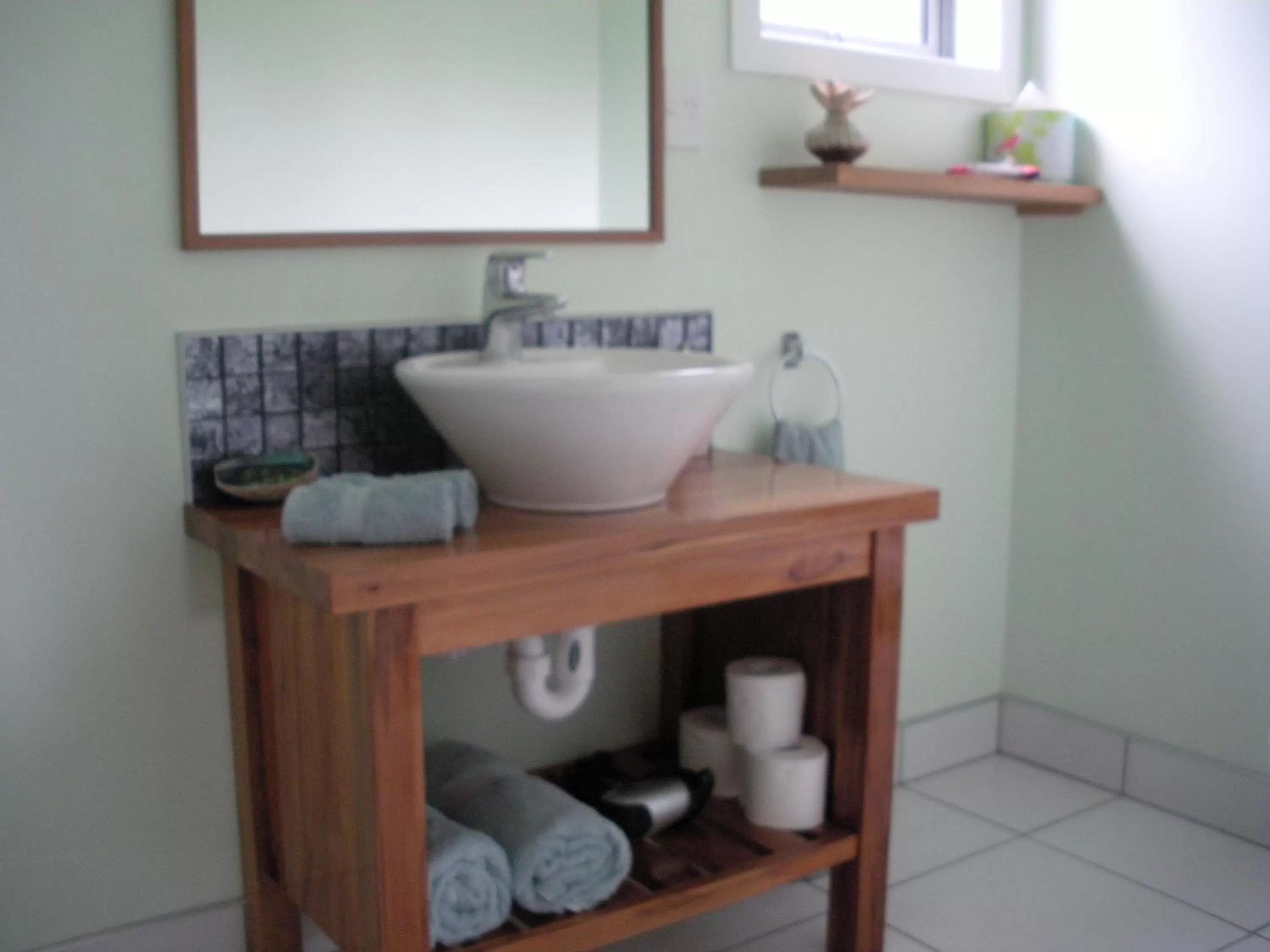 Toilet, Bathroom in Mahinapua Retreat B&B