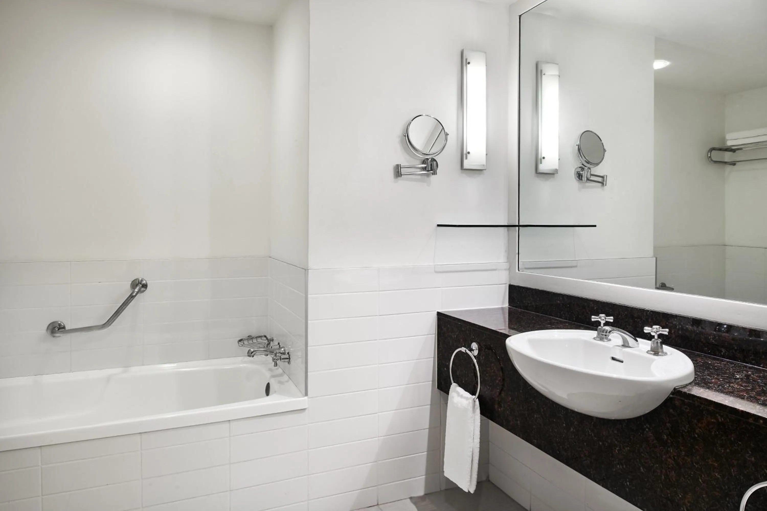 Bathroom in Sheraton Denarau Villas