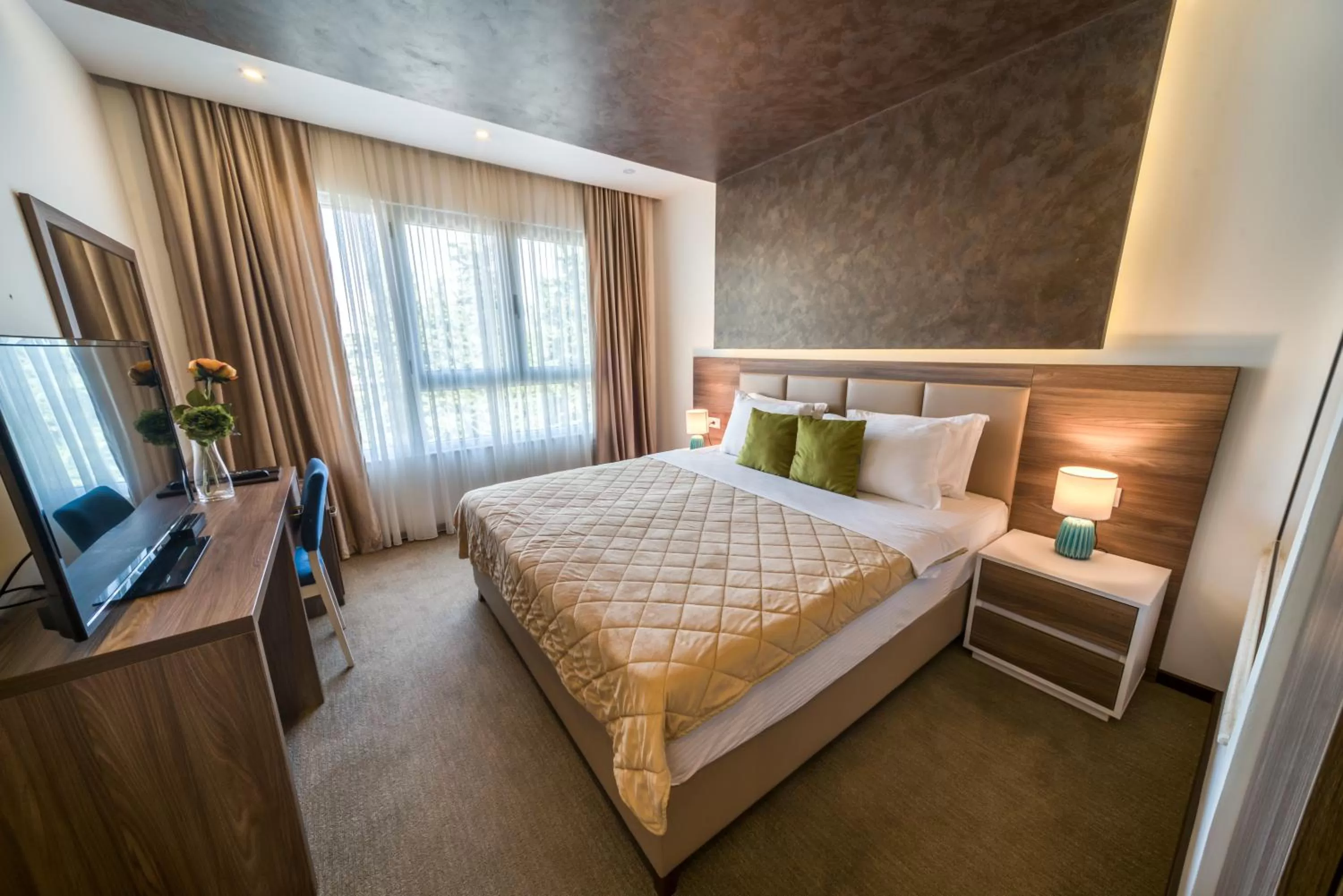 Bed in Boutique Hotel "Salina"