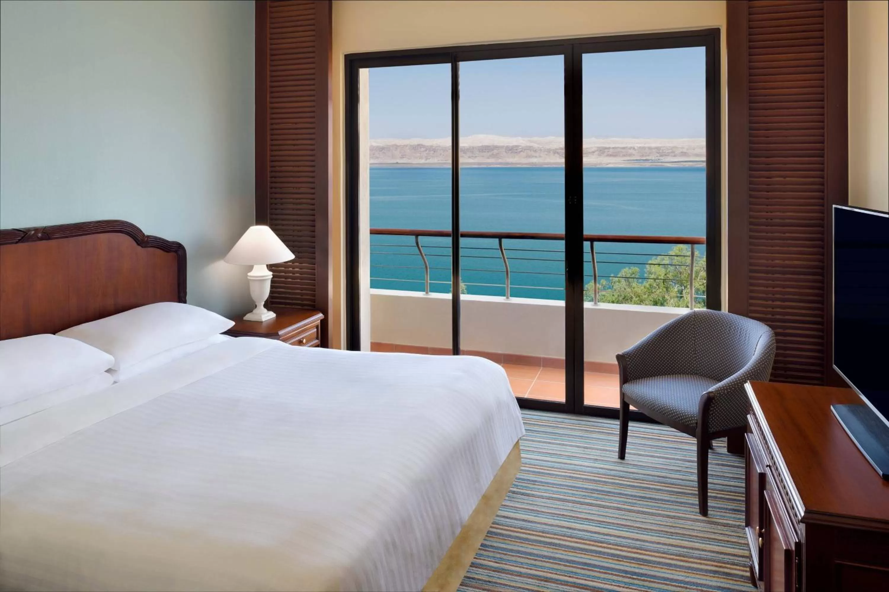 Photo of the whole room, Bed in Dead Sea Marriott Resort & Spa