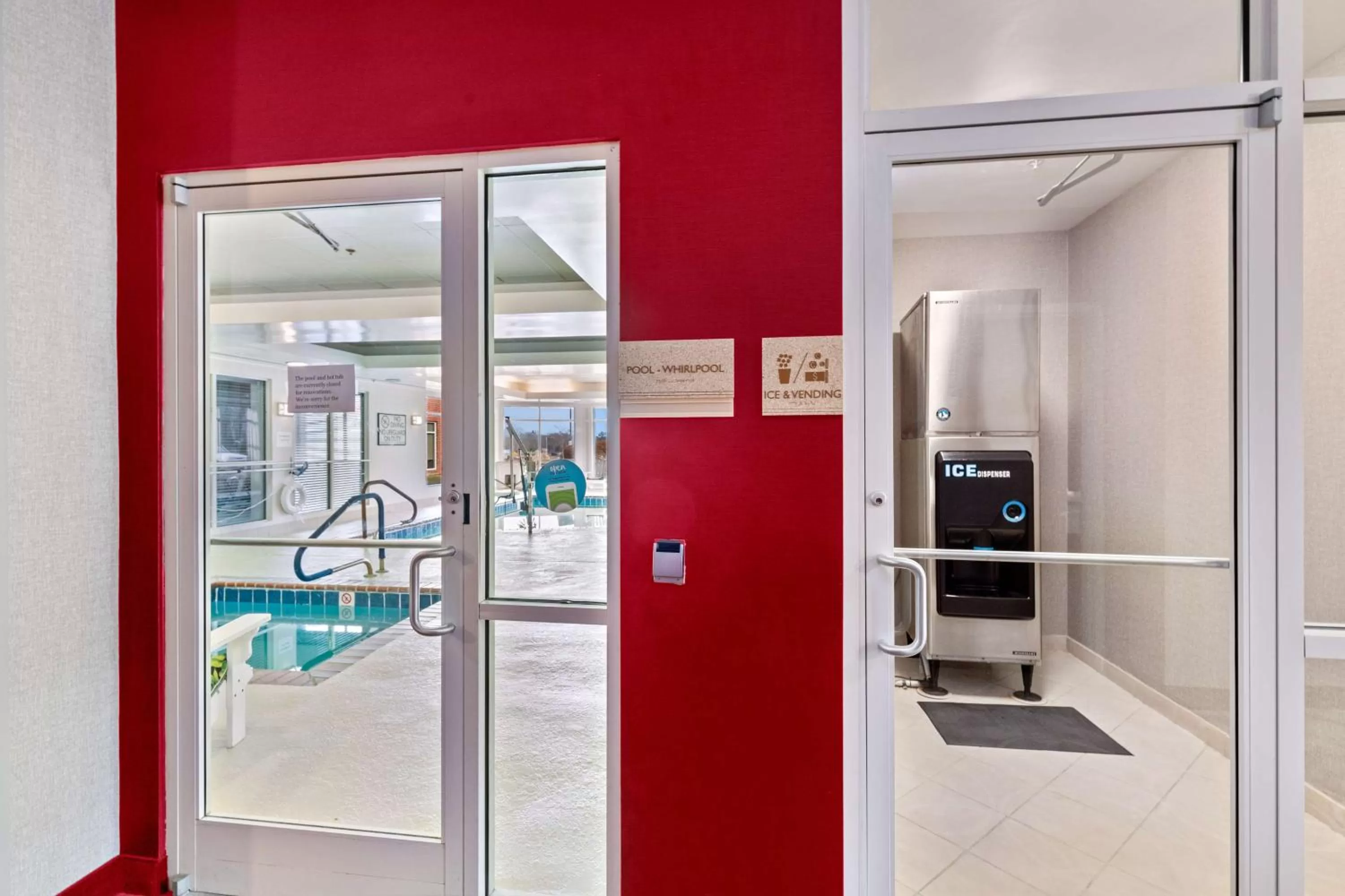 Pool view in Hilton Garden Inn Starkville