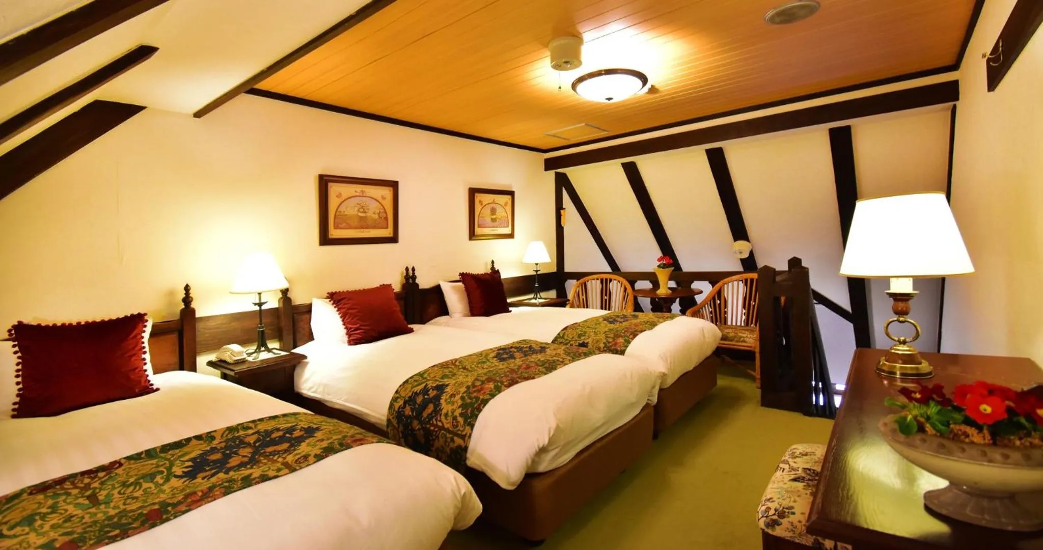 Maisonette Twin Room (West Building) in Hotel La Neige