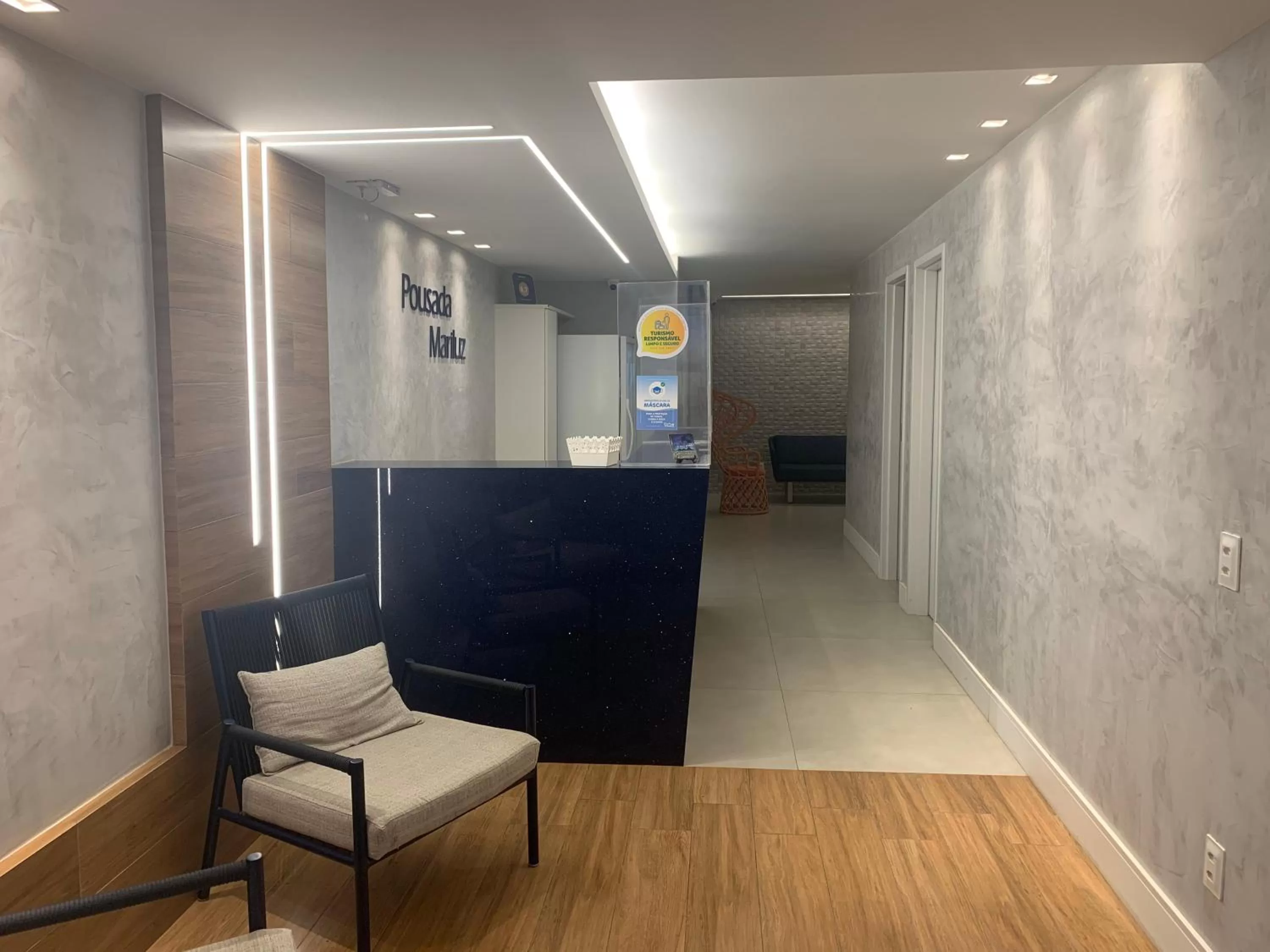 Property building, Lobby/Reception in Pousada Mariluz