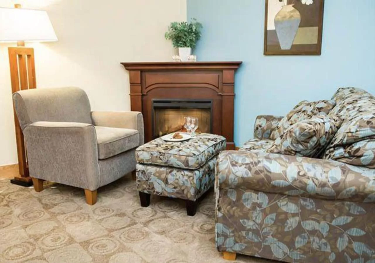 Decorative detail, Seating Area in Timberlake Lodge