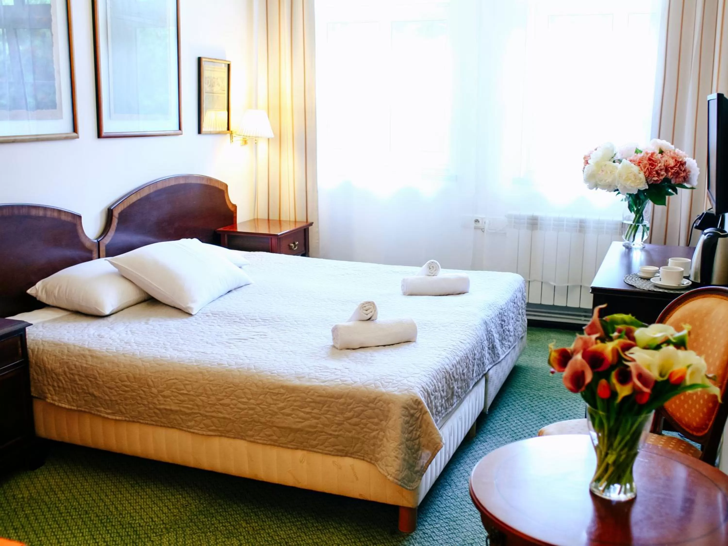 Bed in Miodosytnia Aparthotel