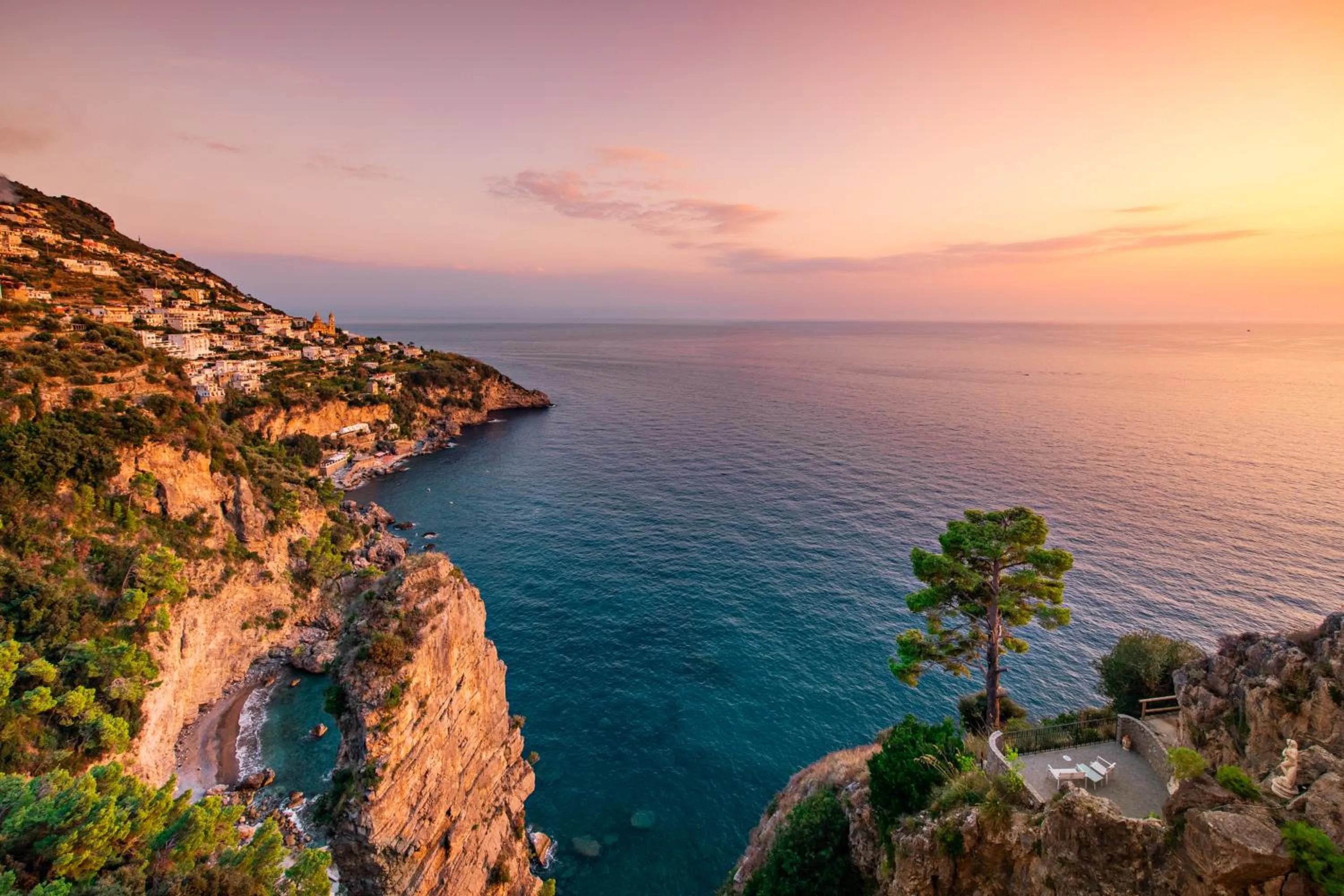 Nearby landmark in Grand Hotel Tritone