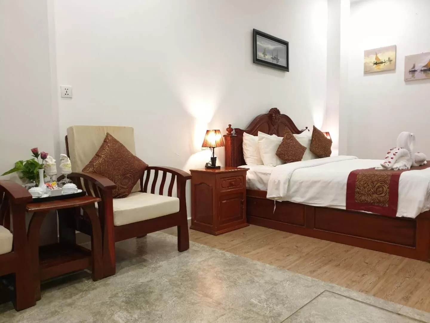 Bed in Aristocrat Residence & Hotel