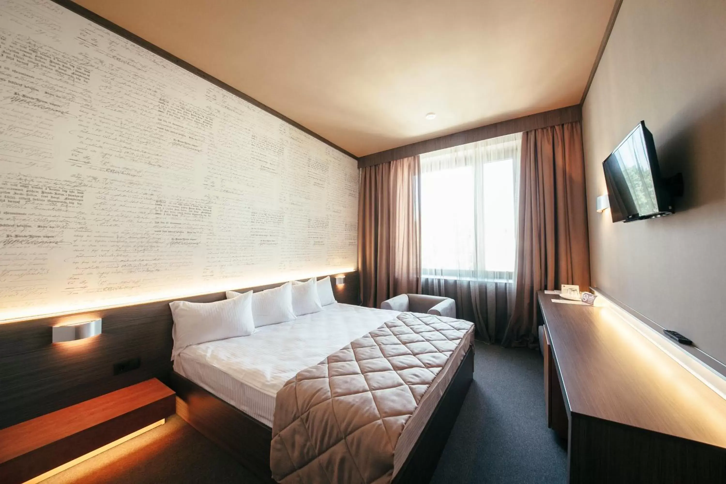 Superior Double Room in Jolly Alon Hotel Superior Double Room in Jolly Alon Hotel